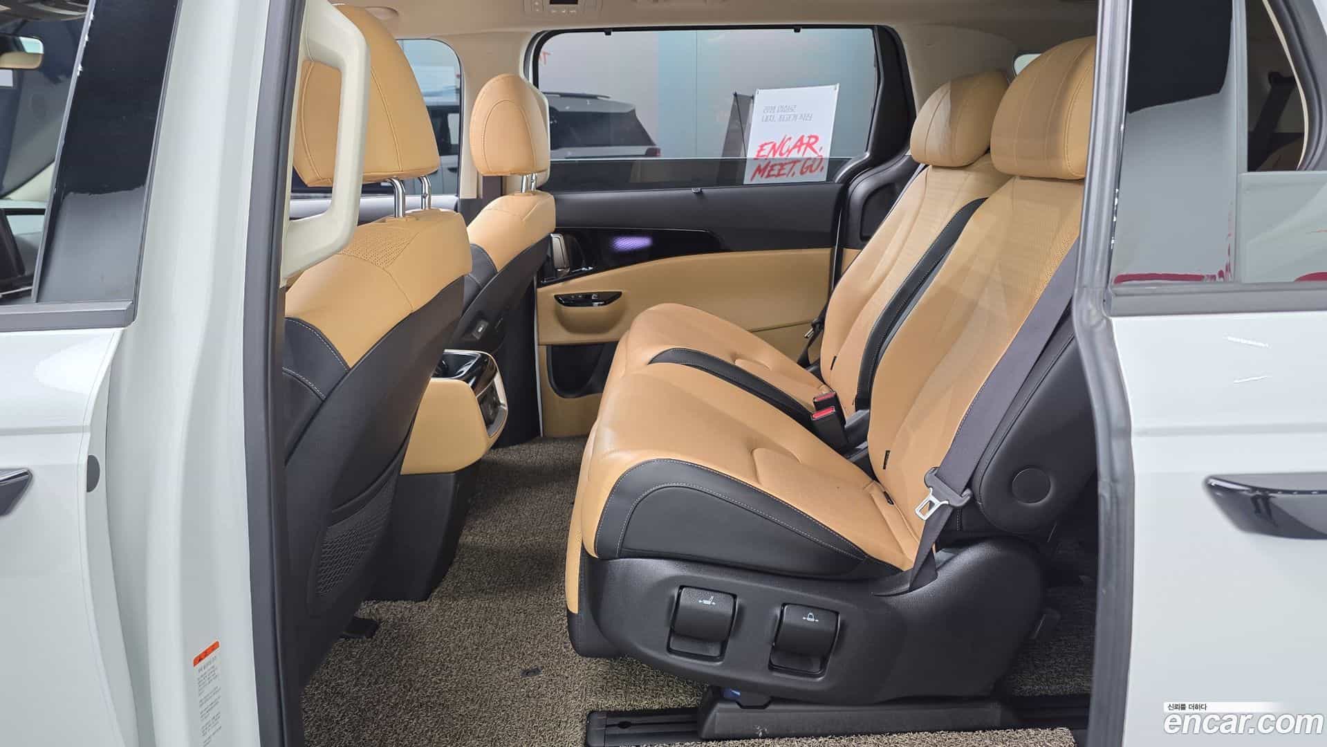 Canival Kia 2023.1-OPTION-016