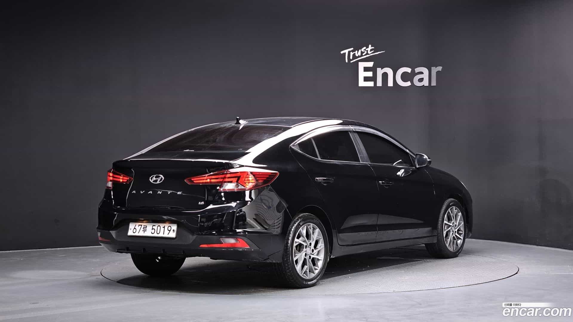 AVANTE Hyundai 2019.3-OUTER-002