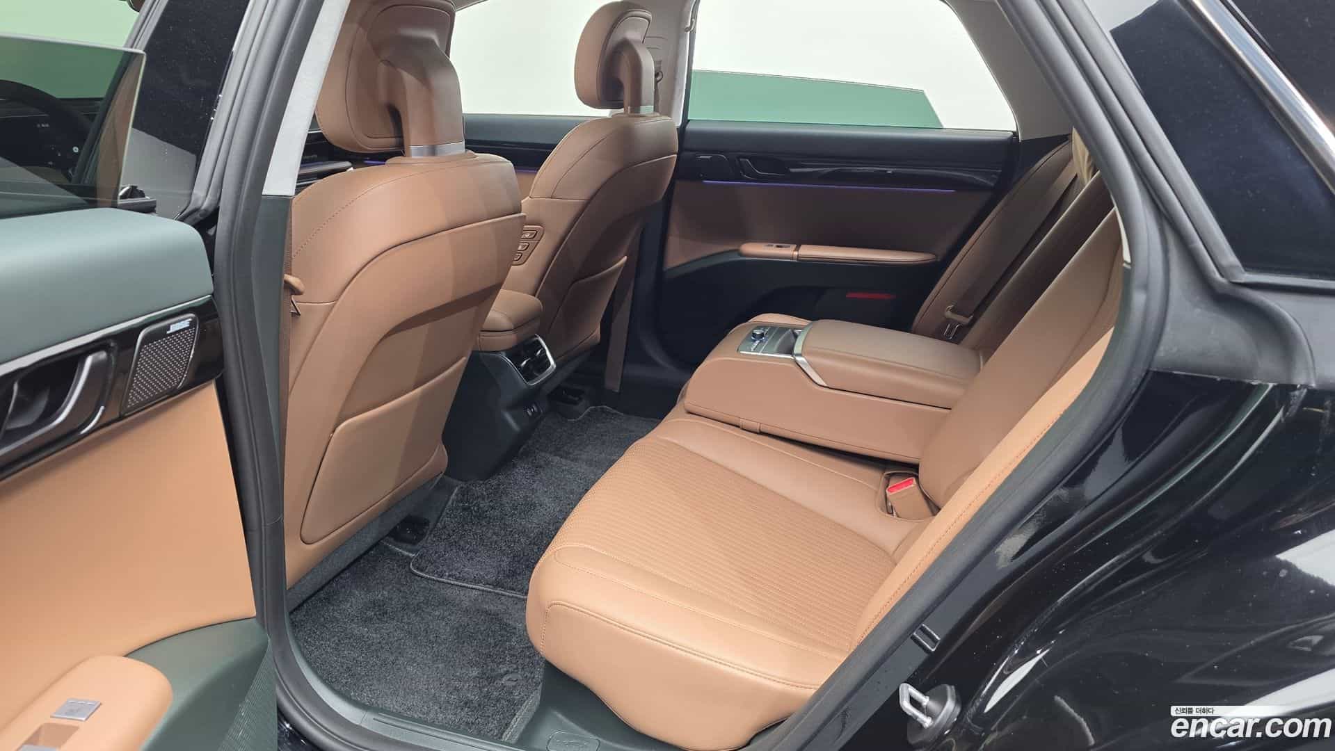 Grandeur Hyundai 2023.10-OPTION-016
