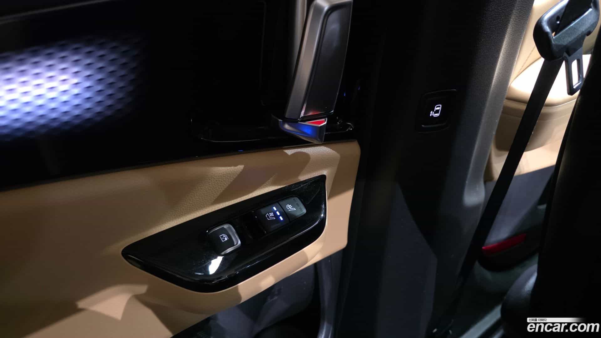 Canival Kia 2021.6-OPTION-023