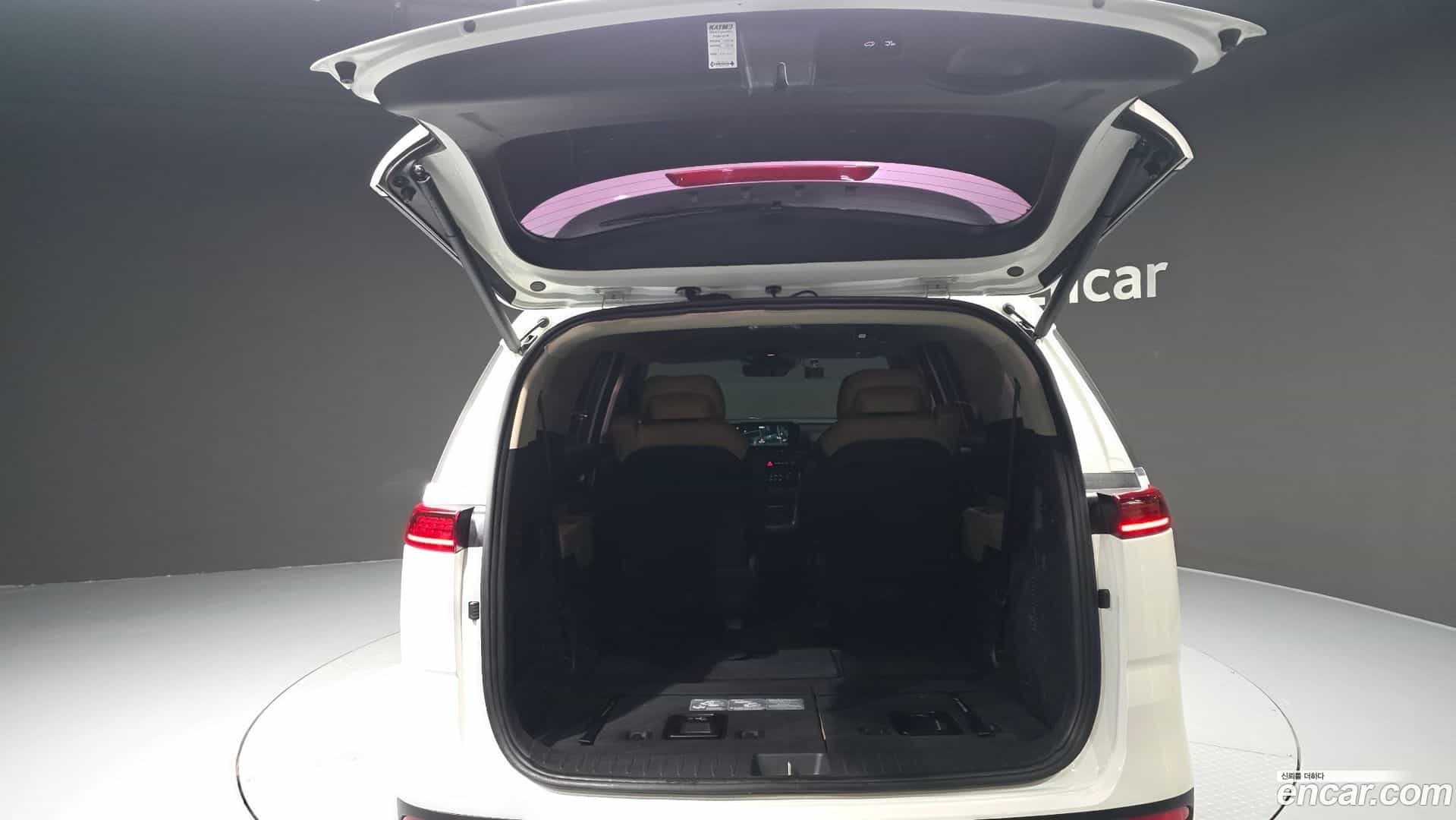 Canival Kia 2021.6-OPTION-024