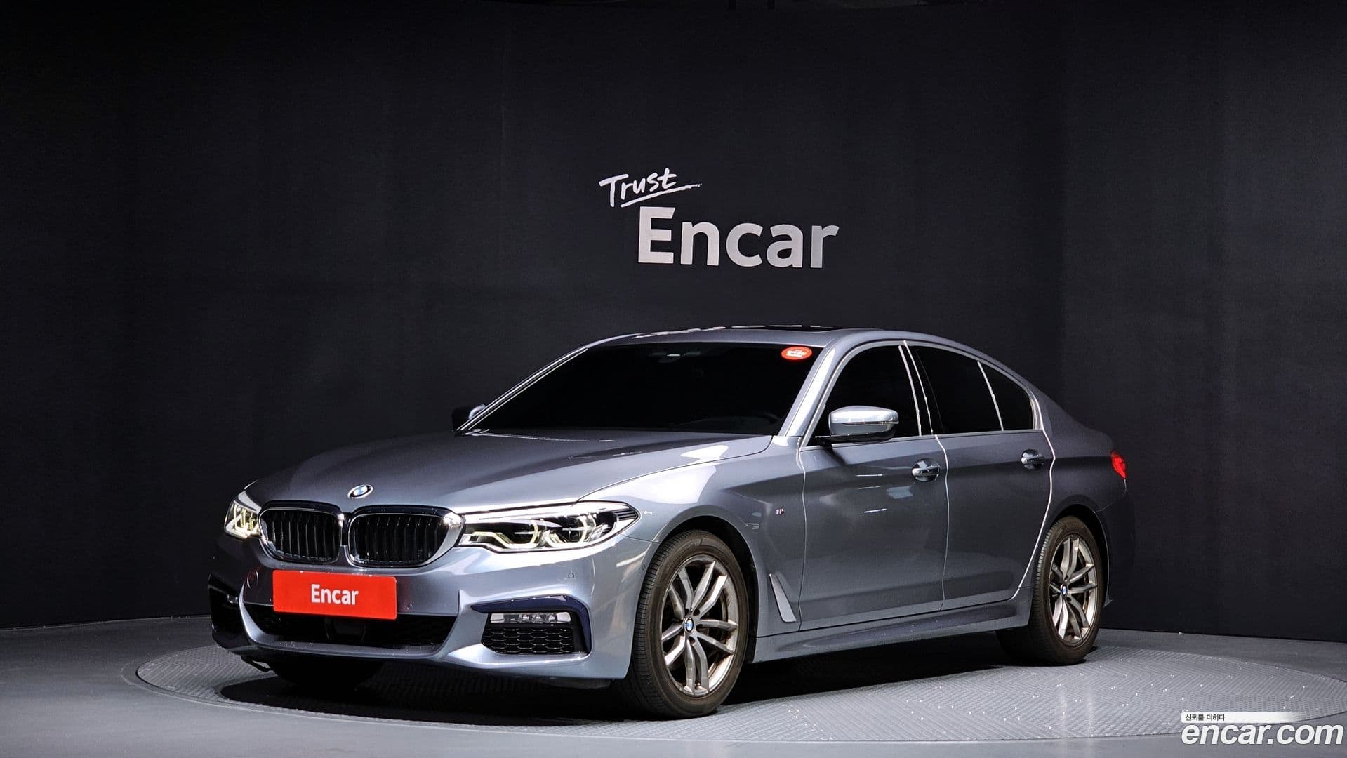 Main__Slider__Photo:5-Series BMW 2018.1-0
