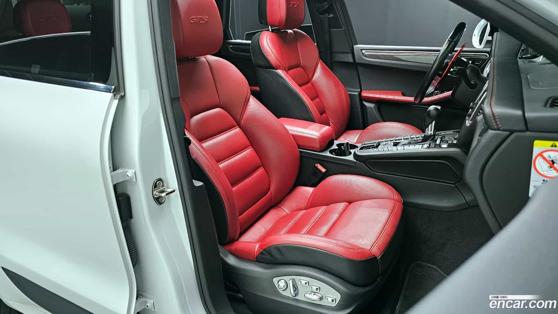 Macan Porsche 2018.2-OPTION-016