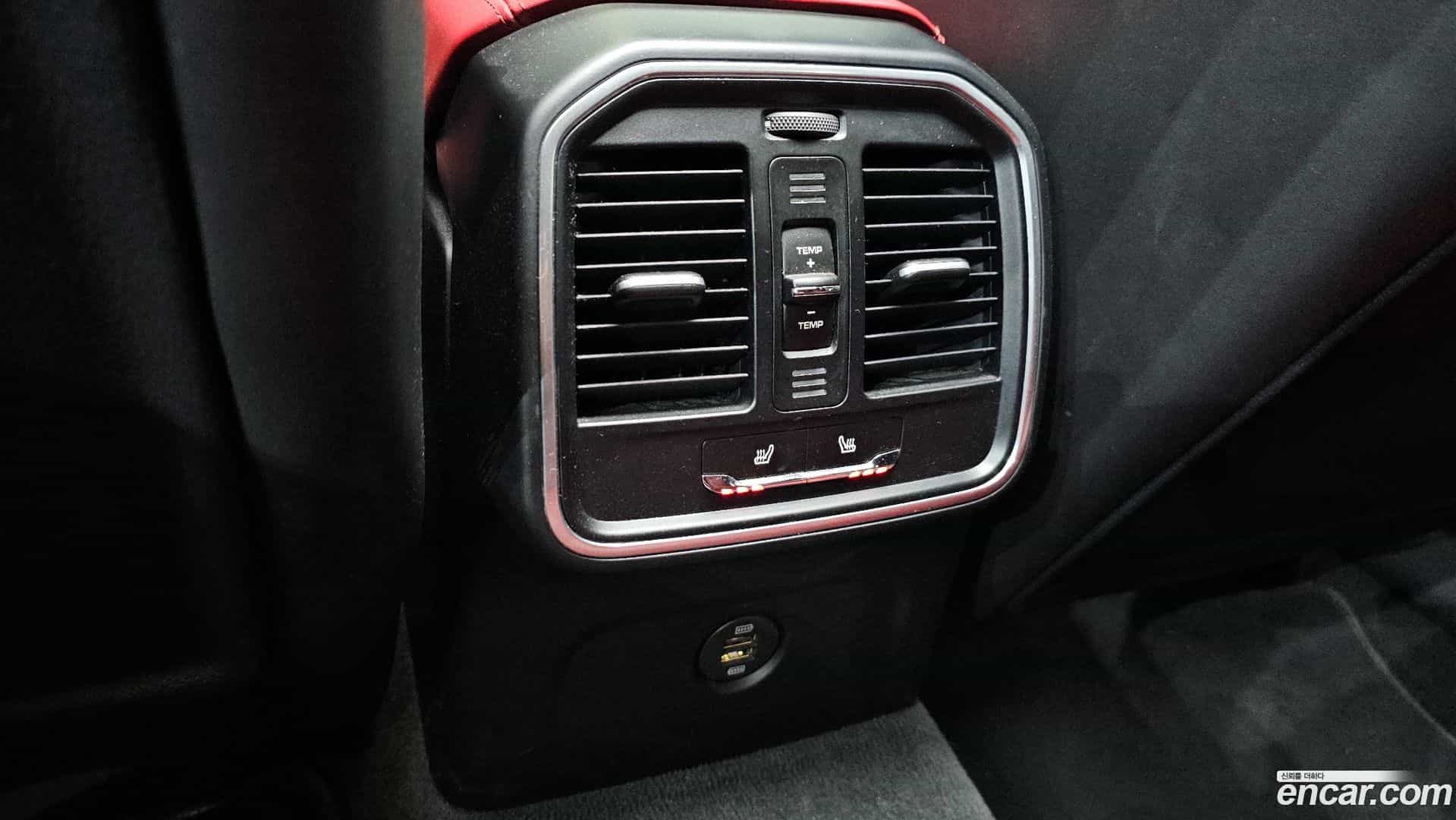 Macan Porsche 2018.2-OPTION-020