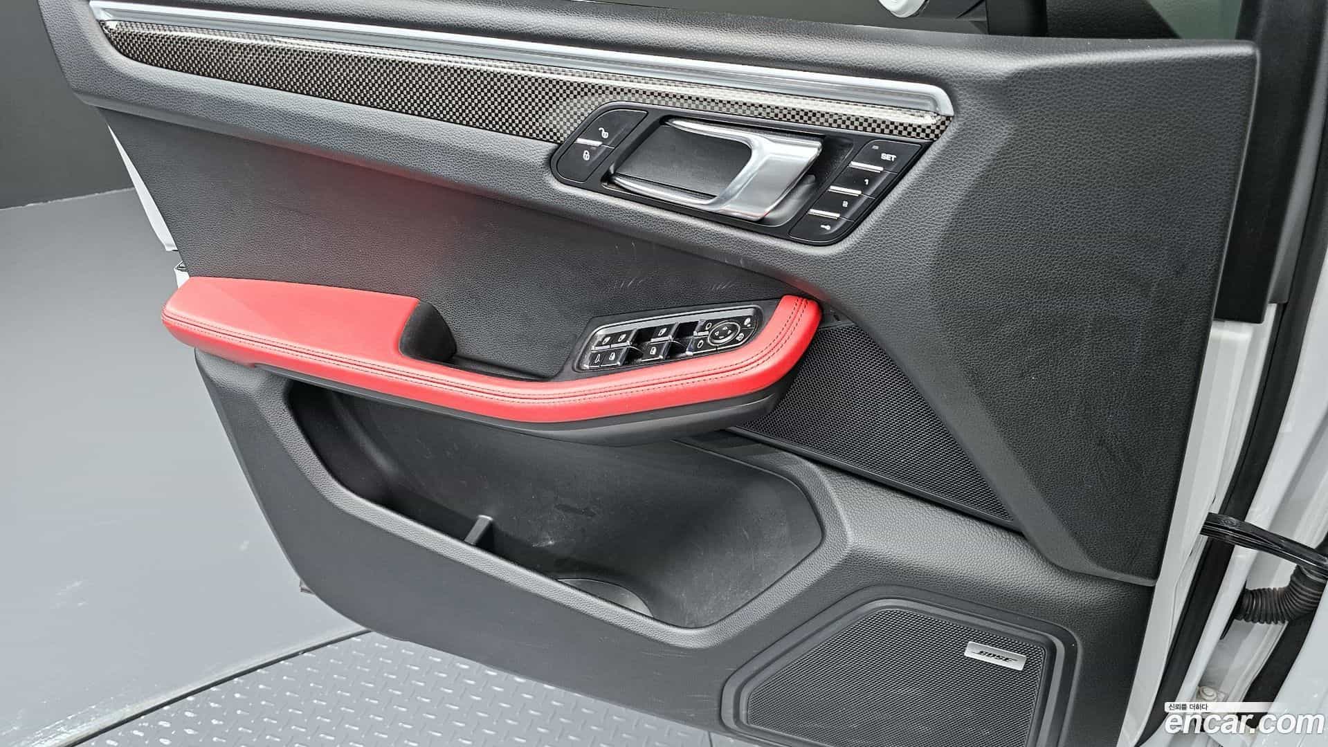 Macan Porsche 2018.2-INNER-034