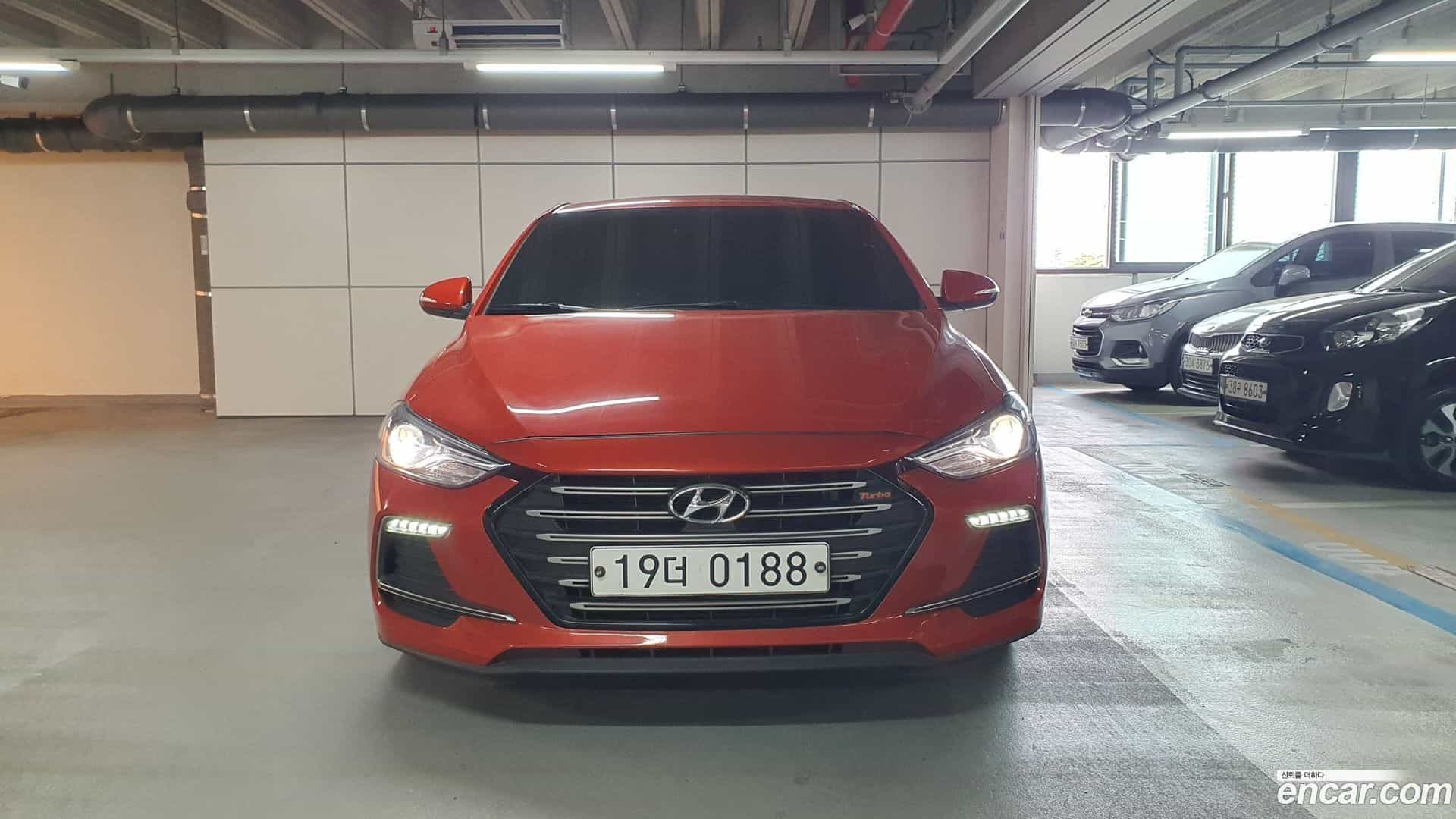 AVANTE Hyundai 2016.8-OUTER-002