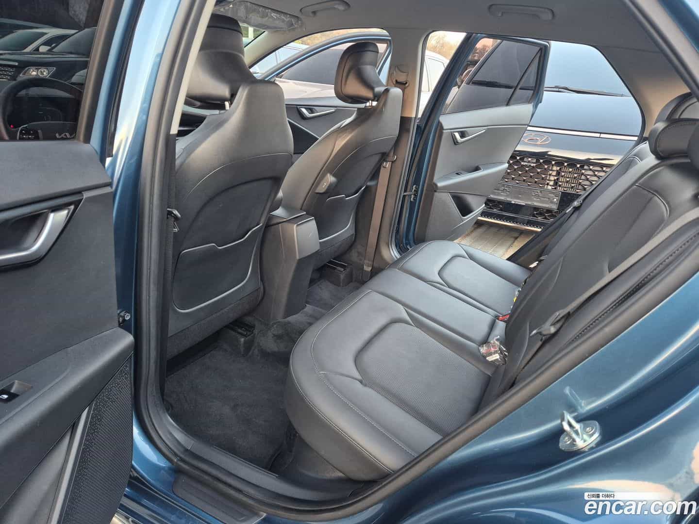 Niro Kia 2022.2-INNER-010