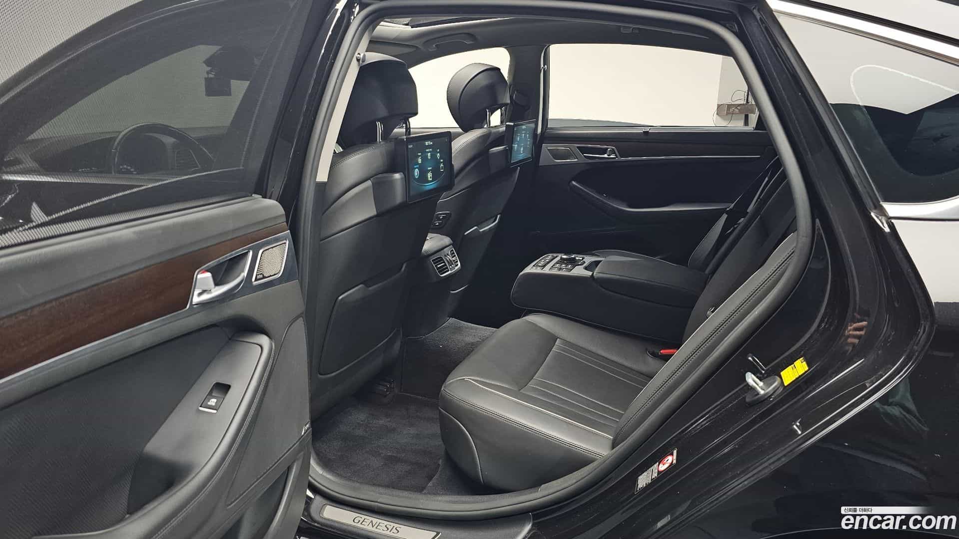 G80 Genesis 2018.4-OPTION-015