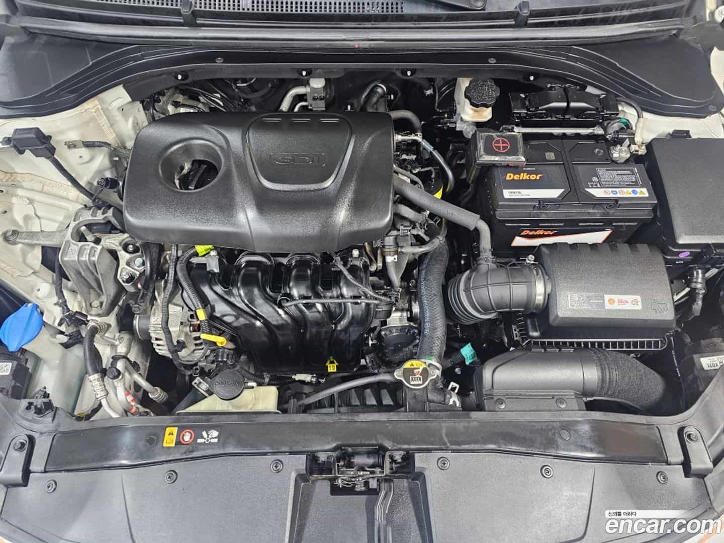 AVANTE Hyundai 2018.6-OPTION-024