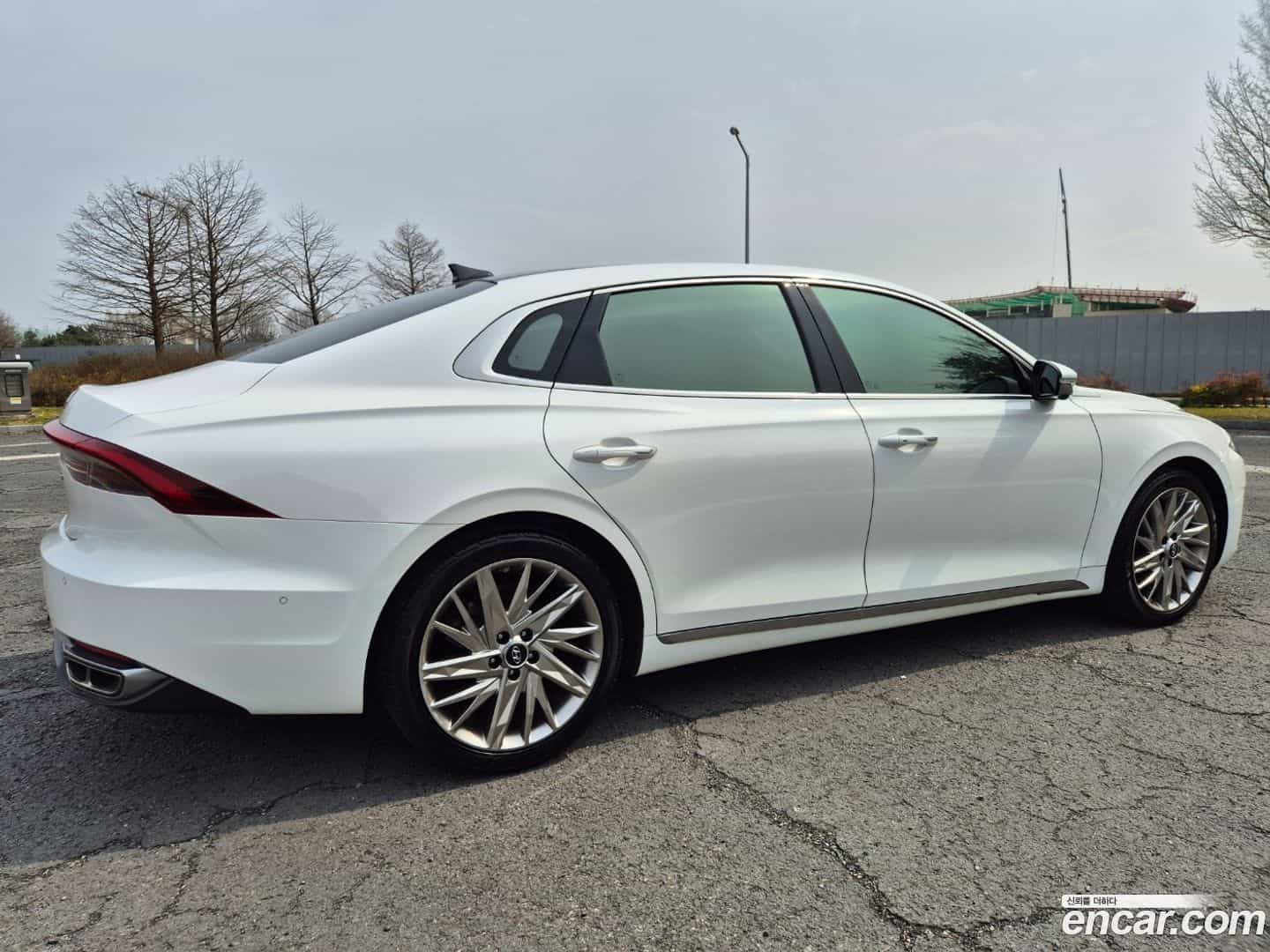 Grandeur Hyundai 2022.3-OUTER-005