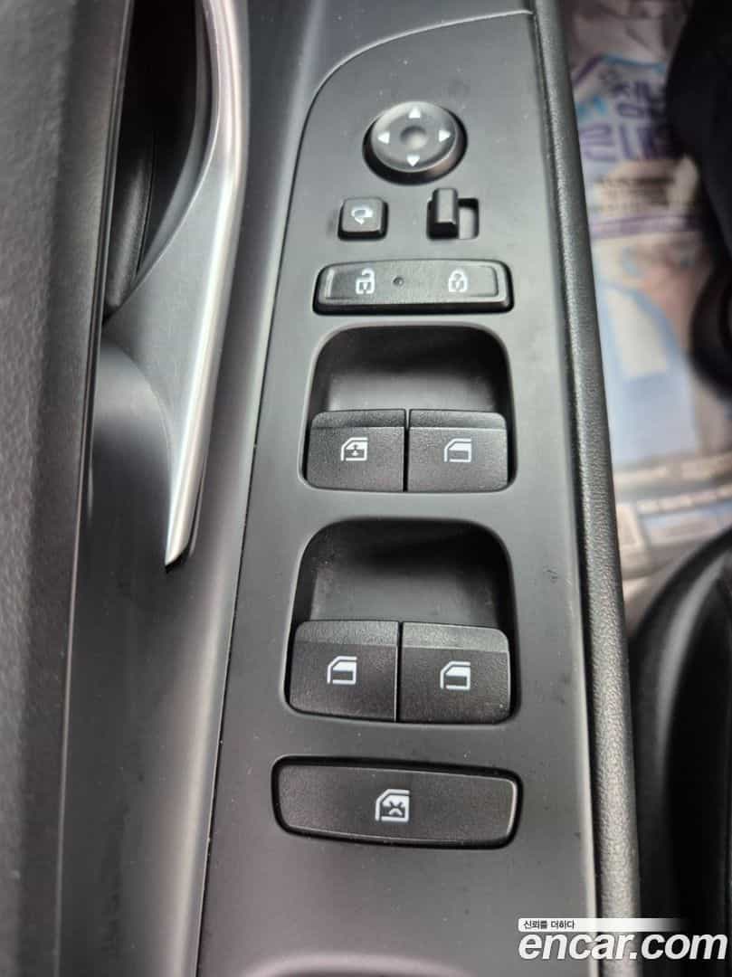 AVANTE Hyundai 2023.5-OPTION-016