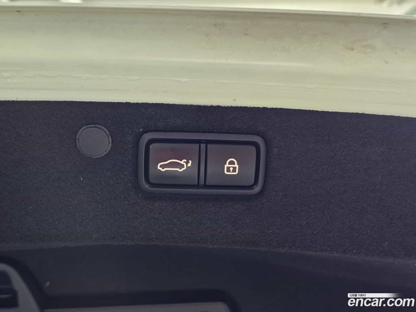 Grandeur Hyundai 2018.3-OPTION-020