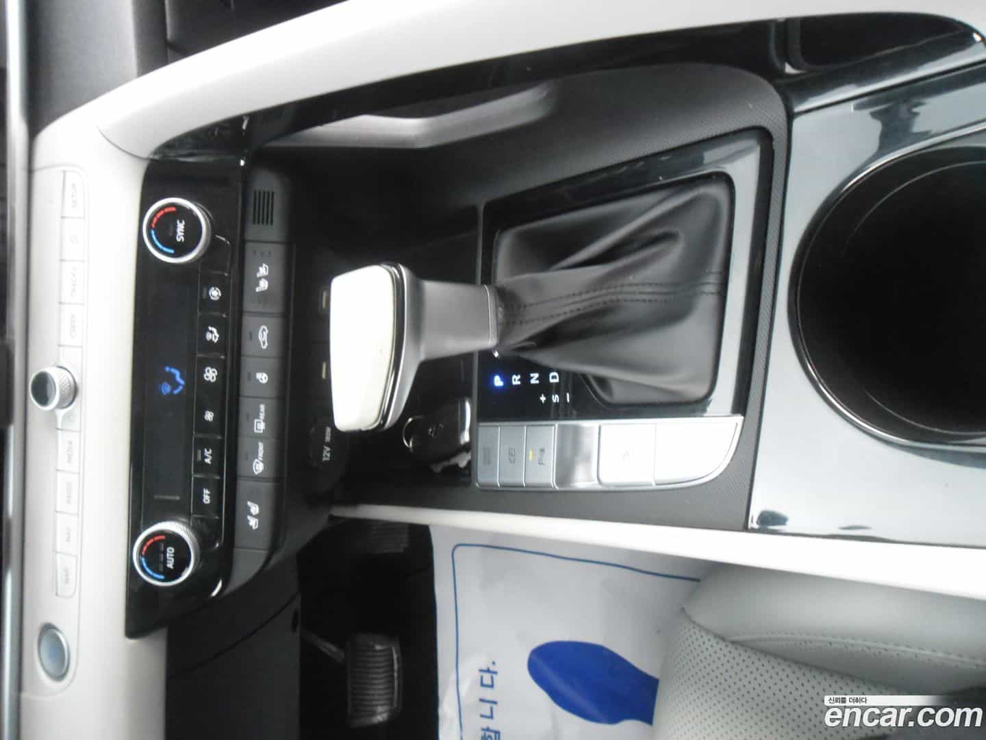 AVANTE Hyundai 2021.11-INNER-008