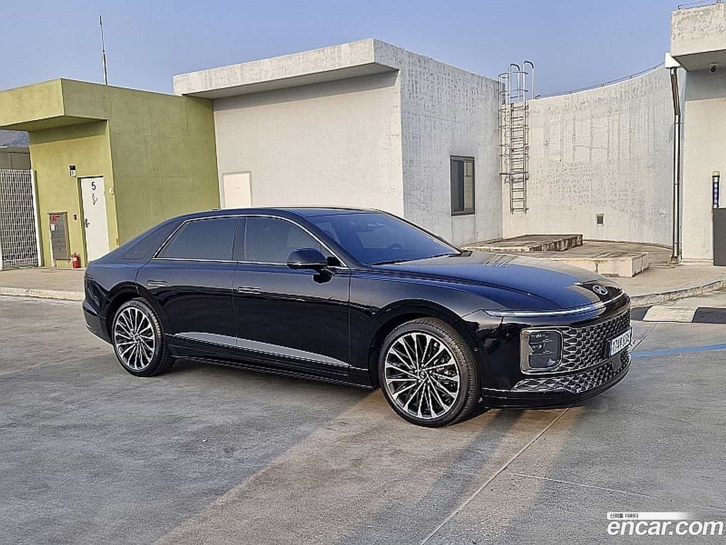 Grandeur Hyundai 2024.6-OUTER-002
