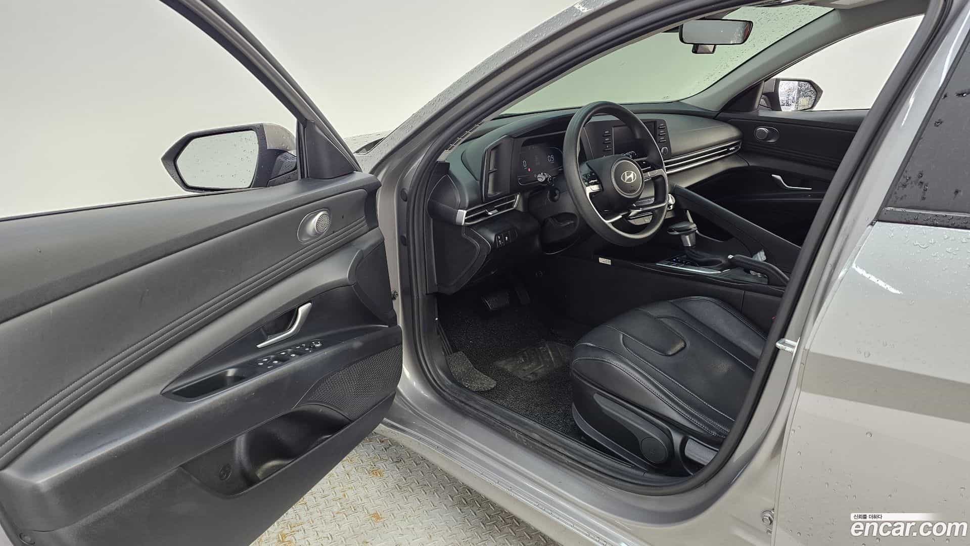 AVANTE Hyundai 2023.3-INNER-010