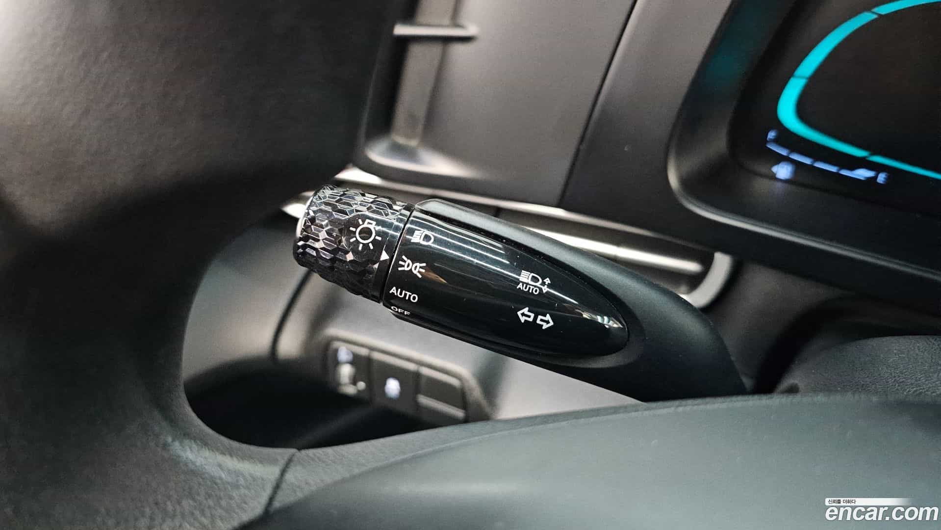 AVANTE Hyundai 2023.3-OPTION-041