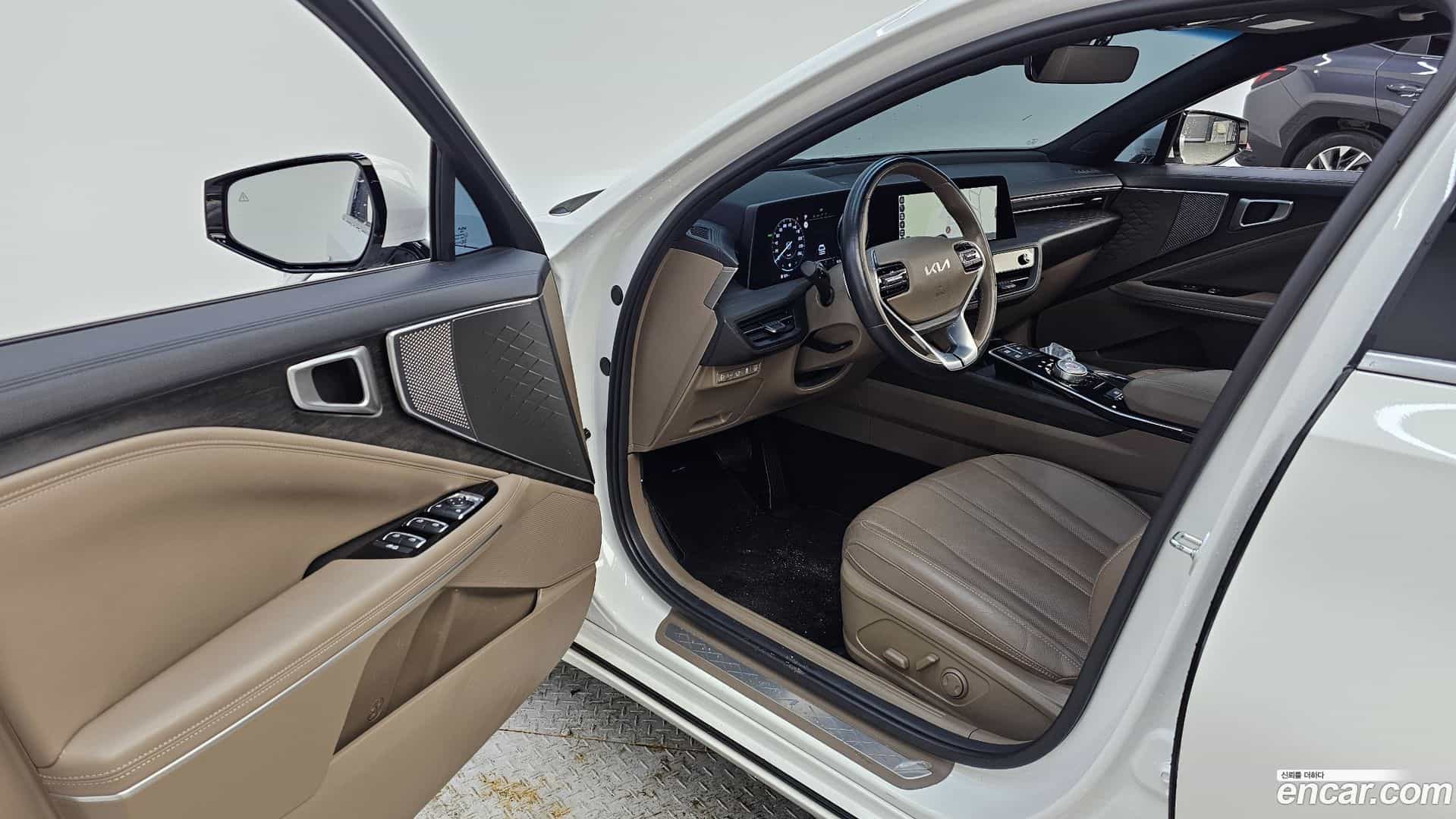 K8 Kia 2023.2-INNER-010