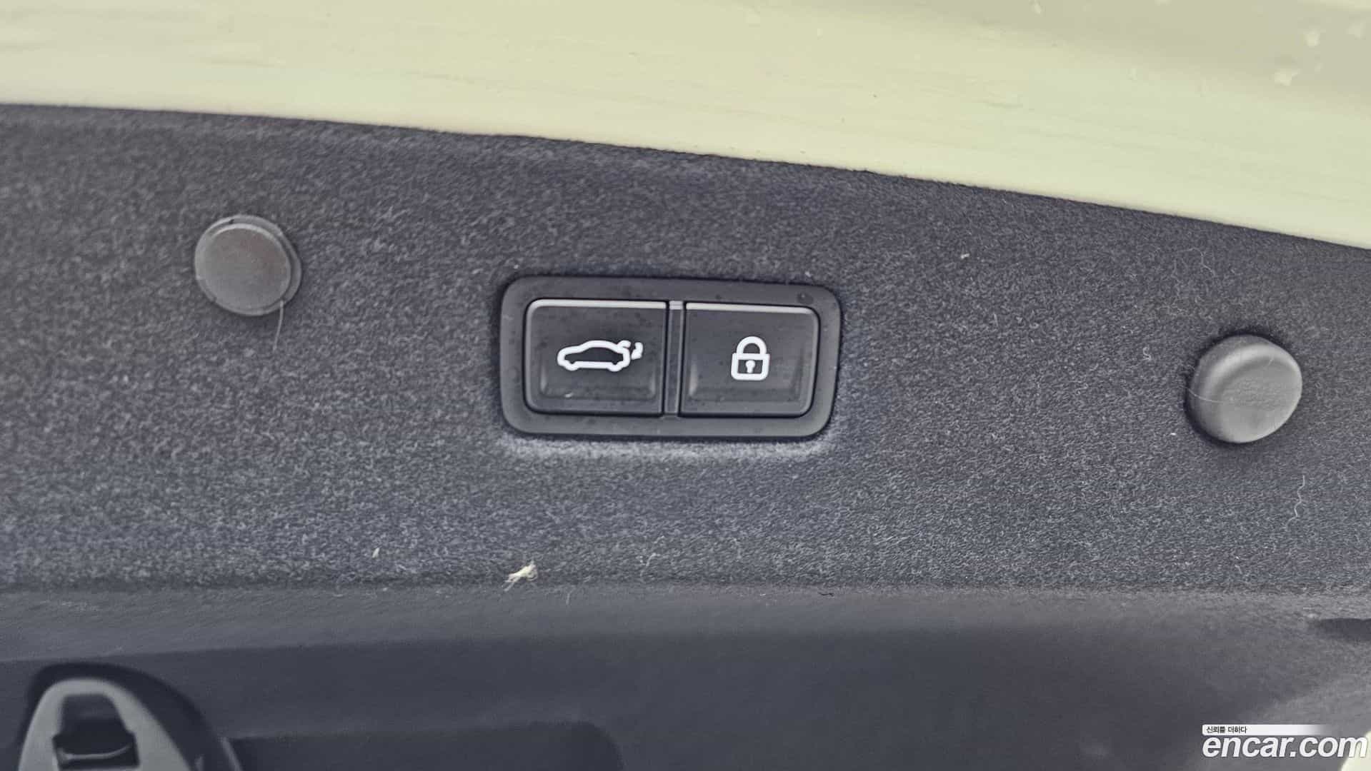 K8 Kia 2023.2-OPTION-024