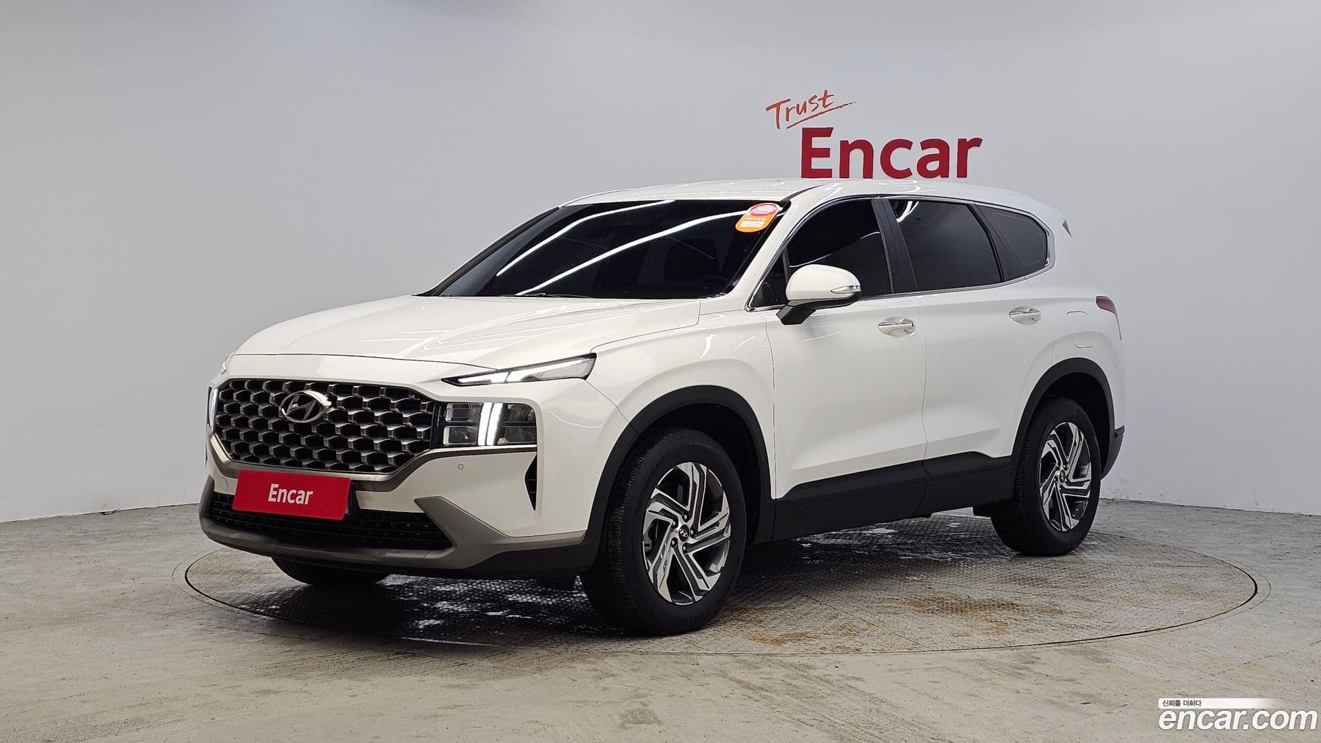 Main__Slider__Photo:Santafe Hyundai 2023.7-0