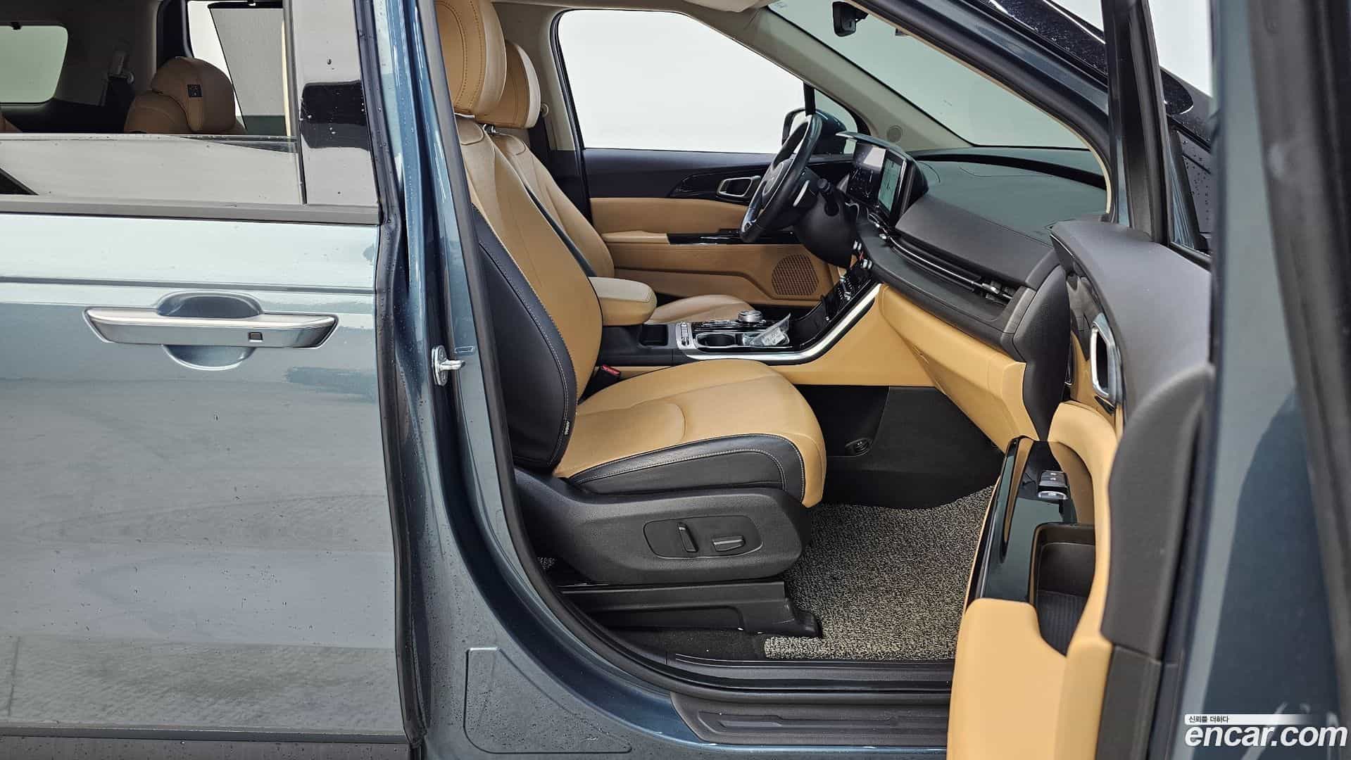 Canival Kia 2022.3-OPTION-015