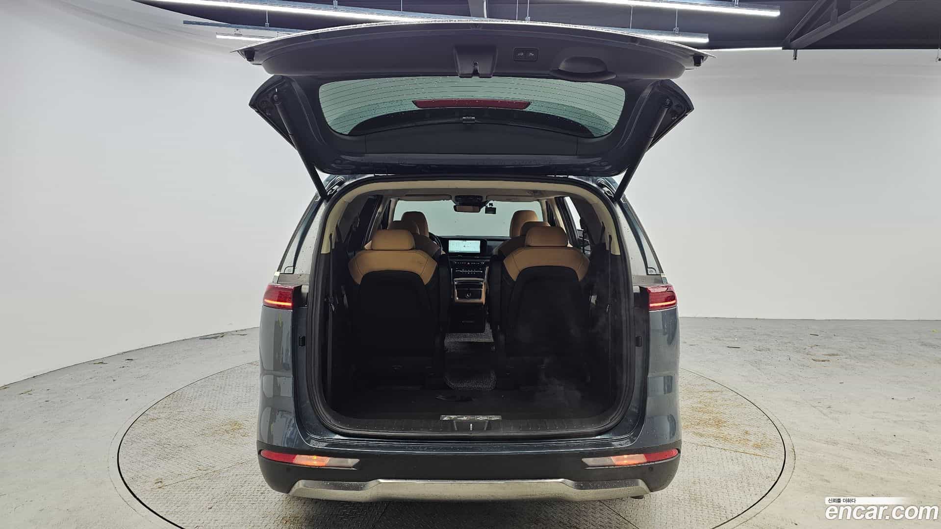 Canival Kia 2022.3-OPTION-024