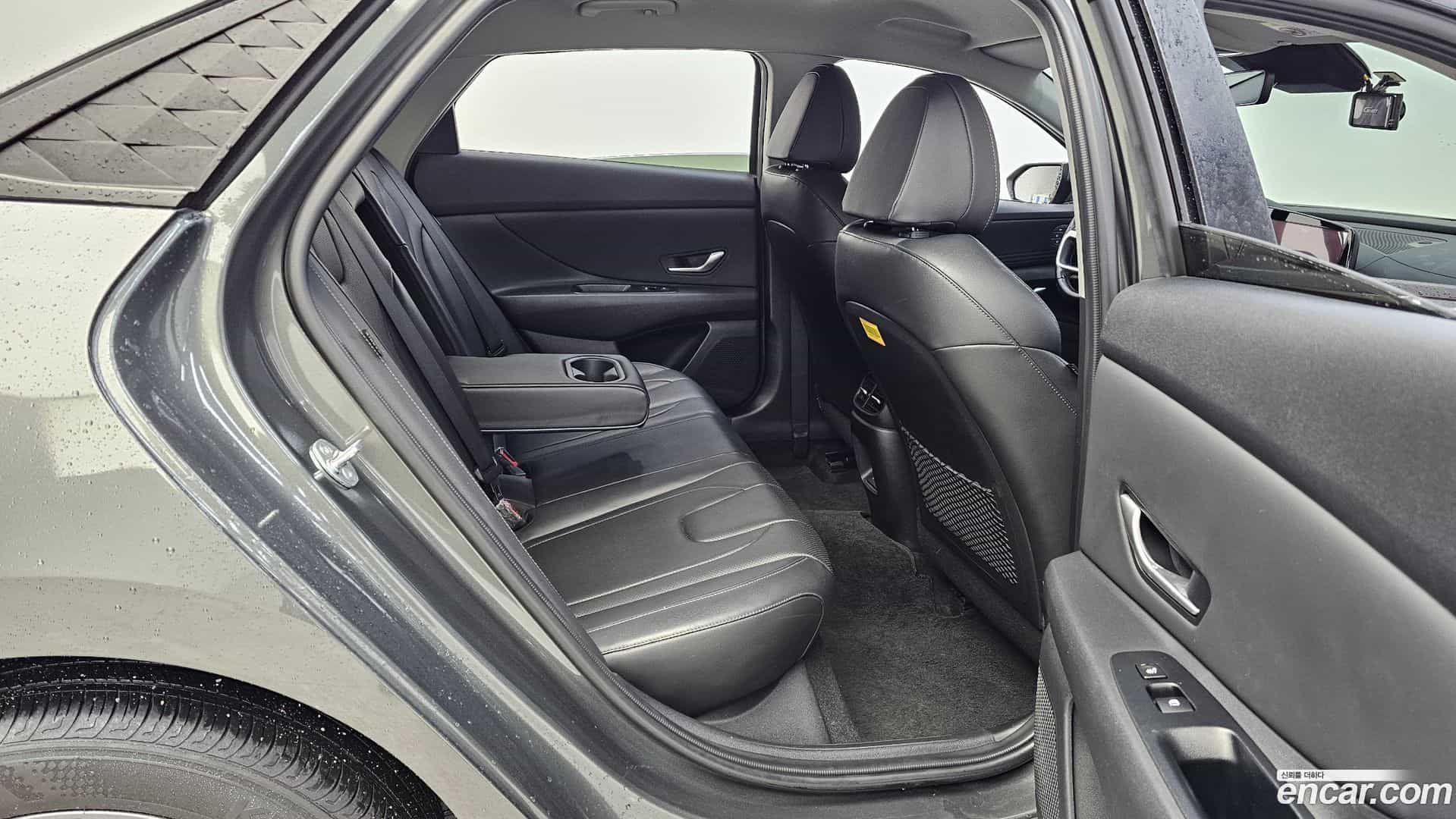 AVANTE Hyundai 2023.2-OPTION-016