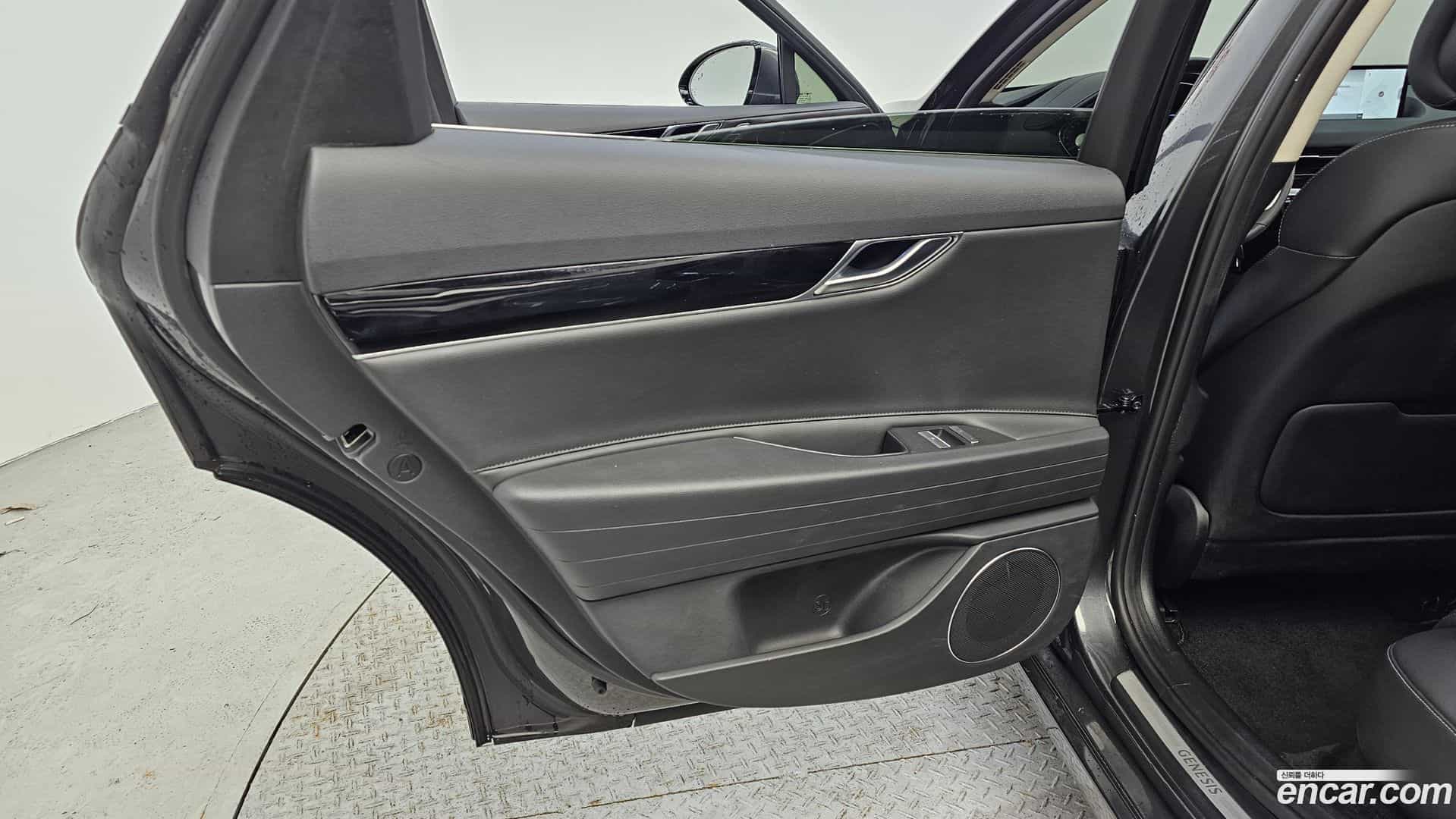 G80 Genesis 2021.6-INNER-035