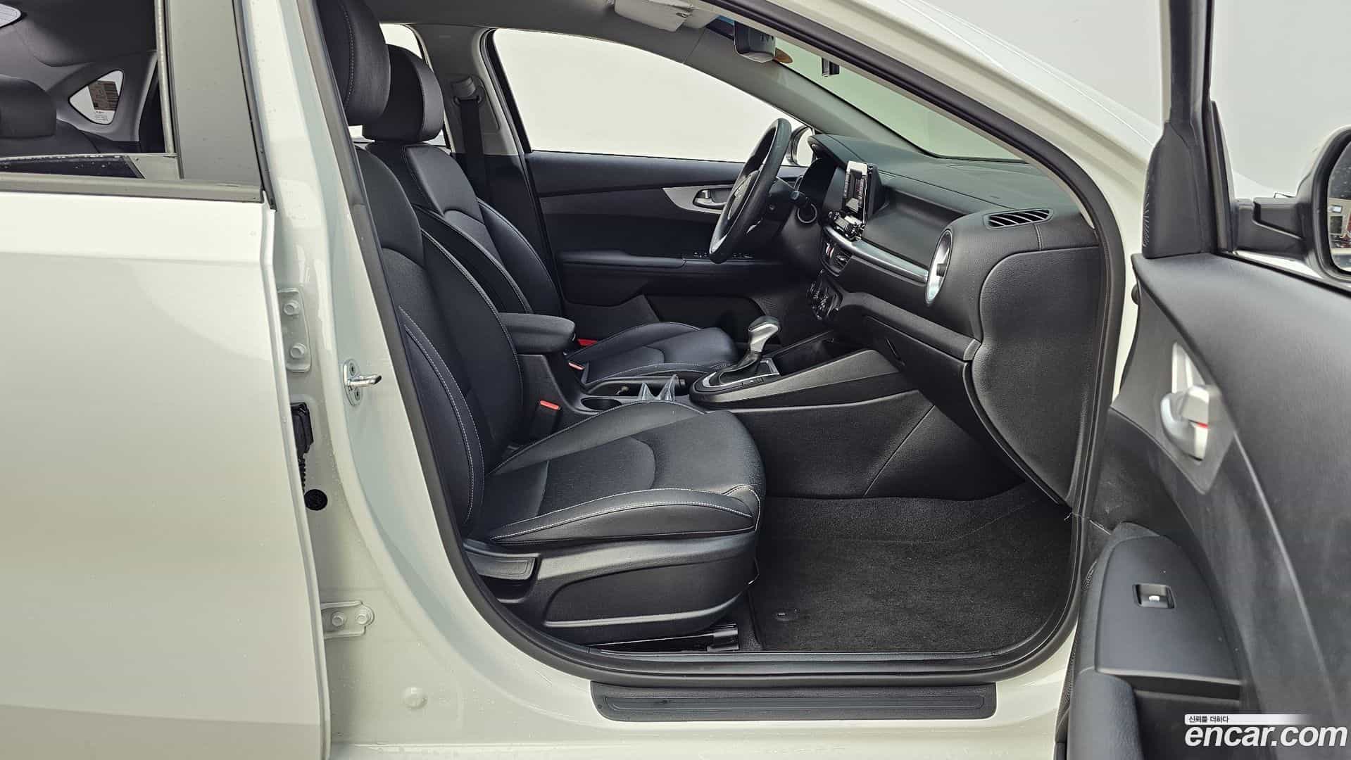 K3 Kia 2022.2-OPTION-015