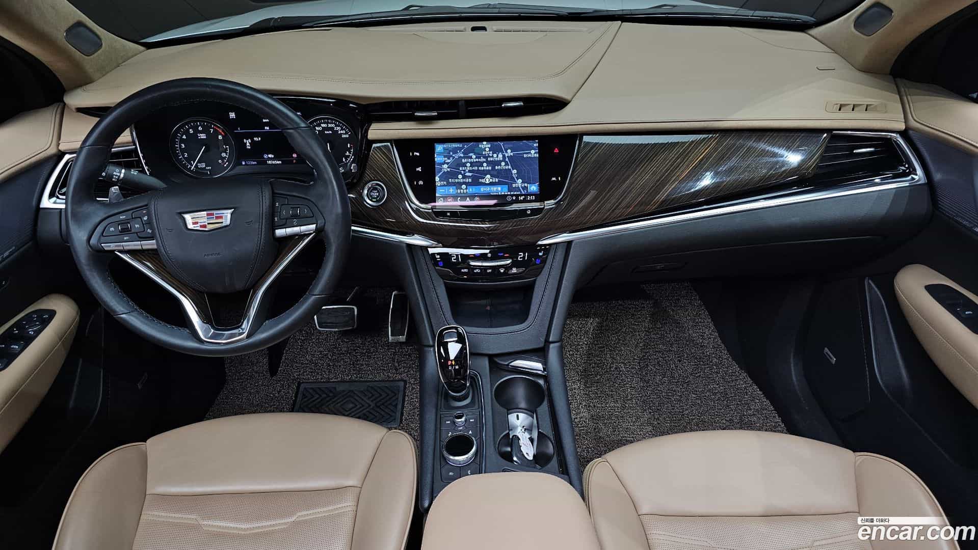 XT6 Cadillac 2023.11-INNER-007