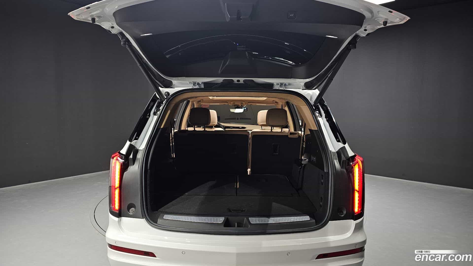 XT6 Cadillac 2023.11-OPTION-024