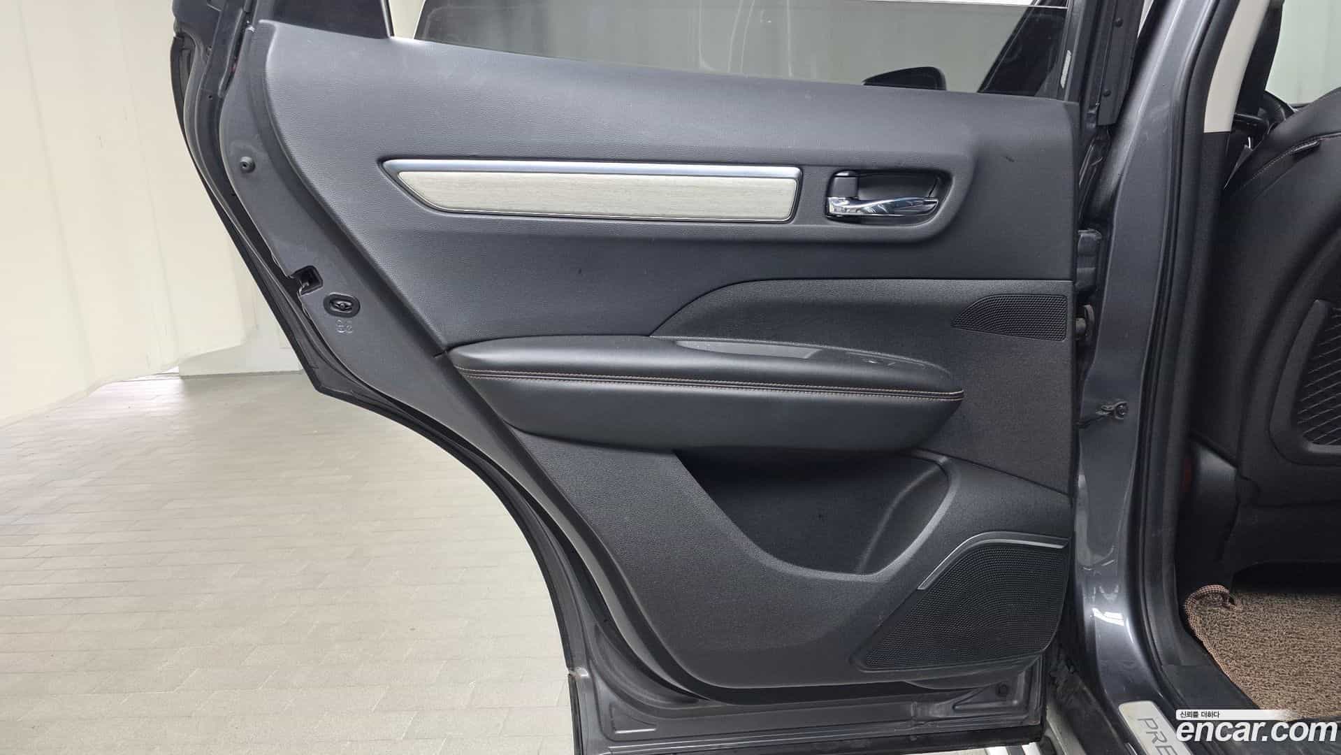 QM6 Renault Korea 2022.1-INNER-035