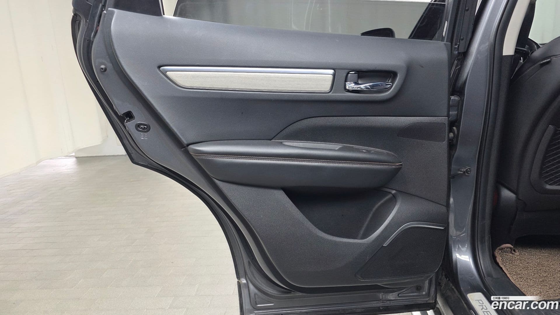 Main__Slider__Photo:QM6 Renault Korea 2022.1-24