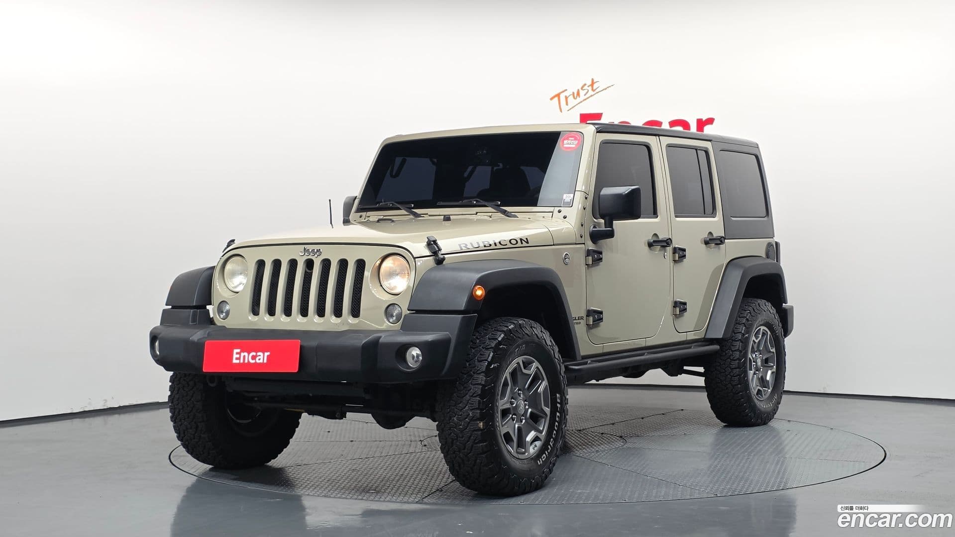 Main__Slider__Photo:Wrangler Jeep 2017.4-0