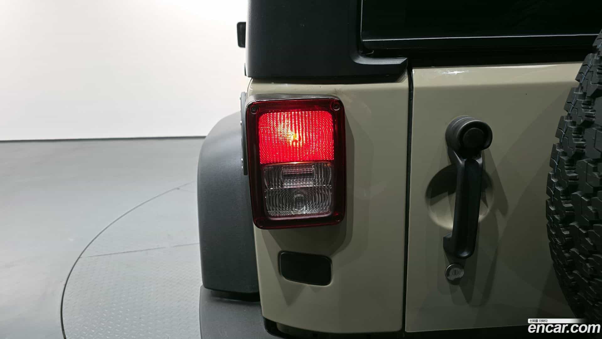 Wrangler Jeep 2017.4-OUTER-033