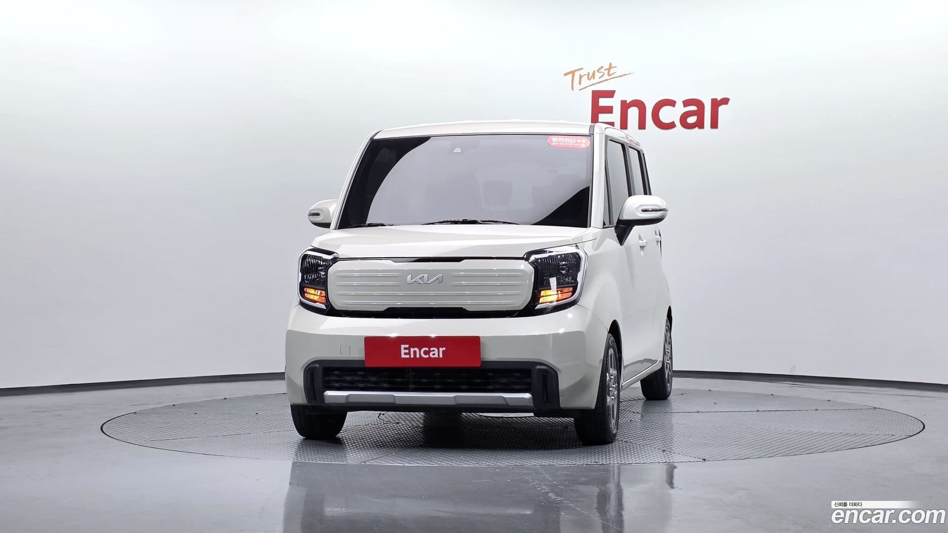 Main__Slider__Photo:RAY Kia 2023.1-2
