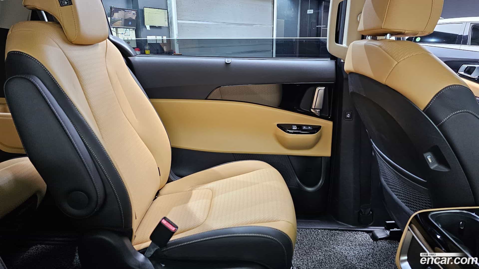 Canival Kia 2021.2-INNER-035