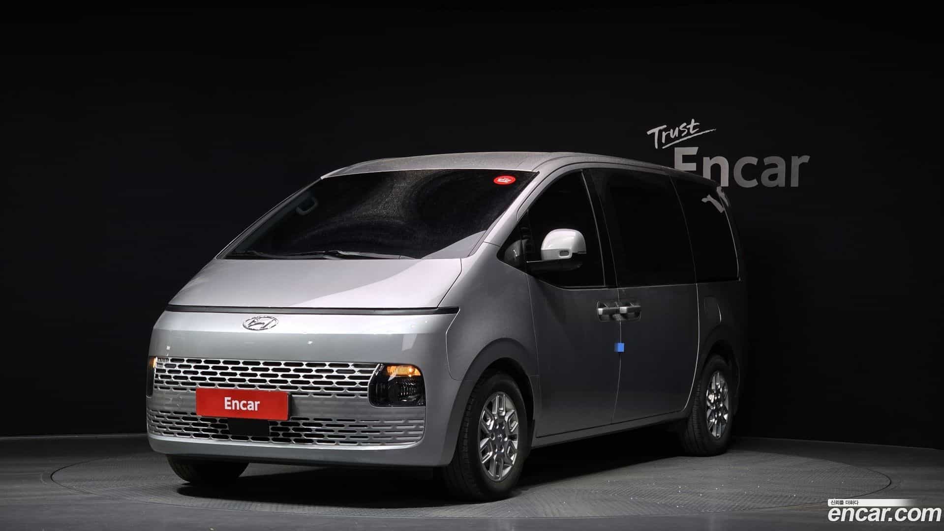 Staria Hyundai 2022.10-OUTER-001