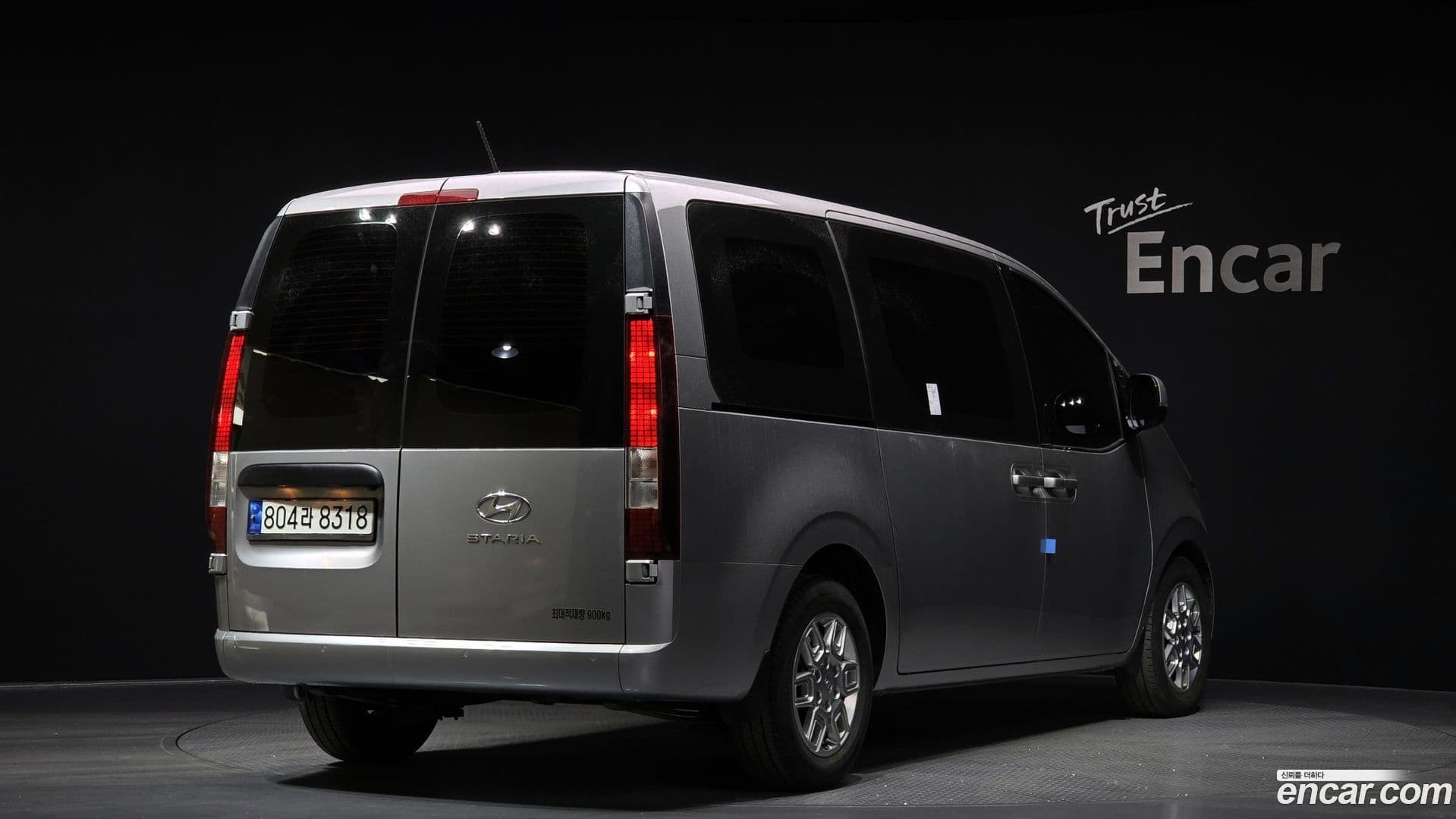 Main__Slider__Photo:Staria Hyundai 2022.10-1