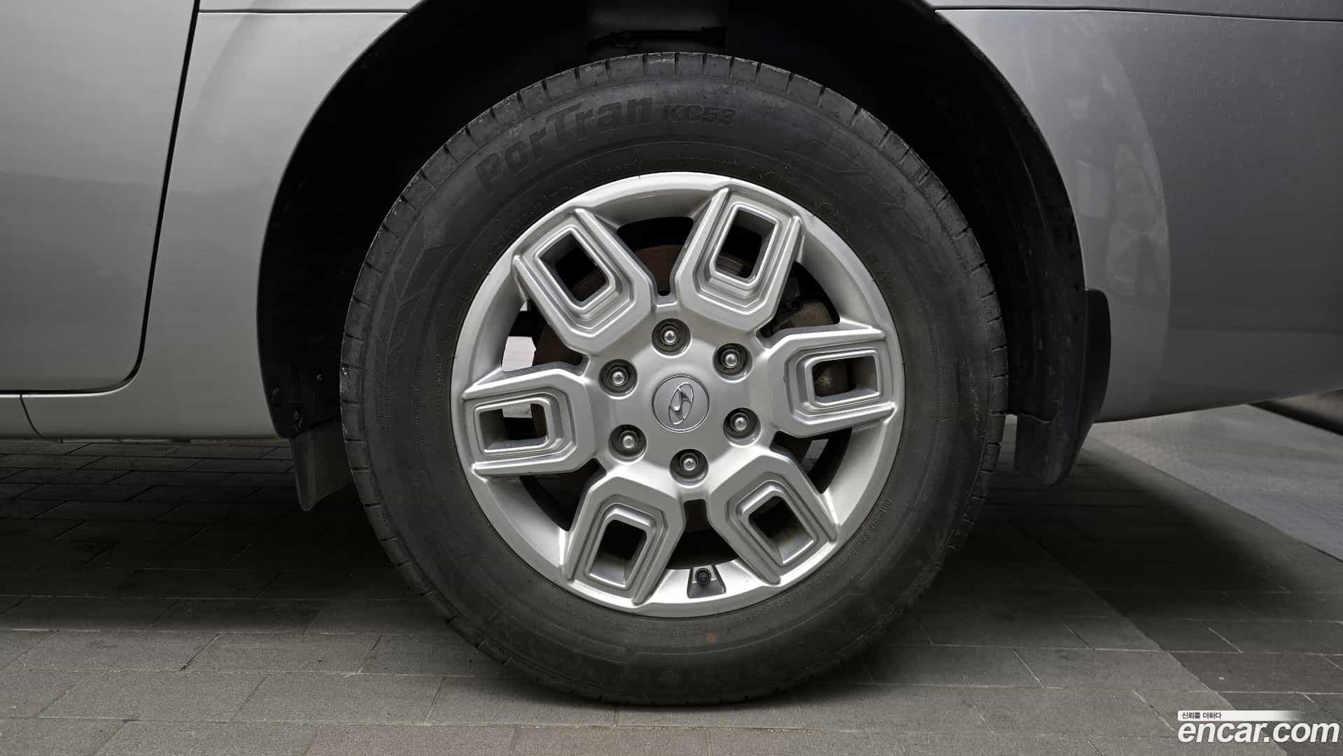 Staria Hyundai 2022.10-OUTER-005