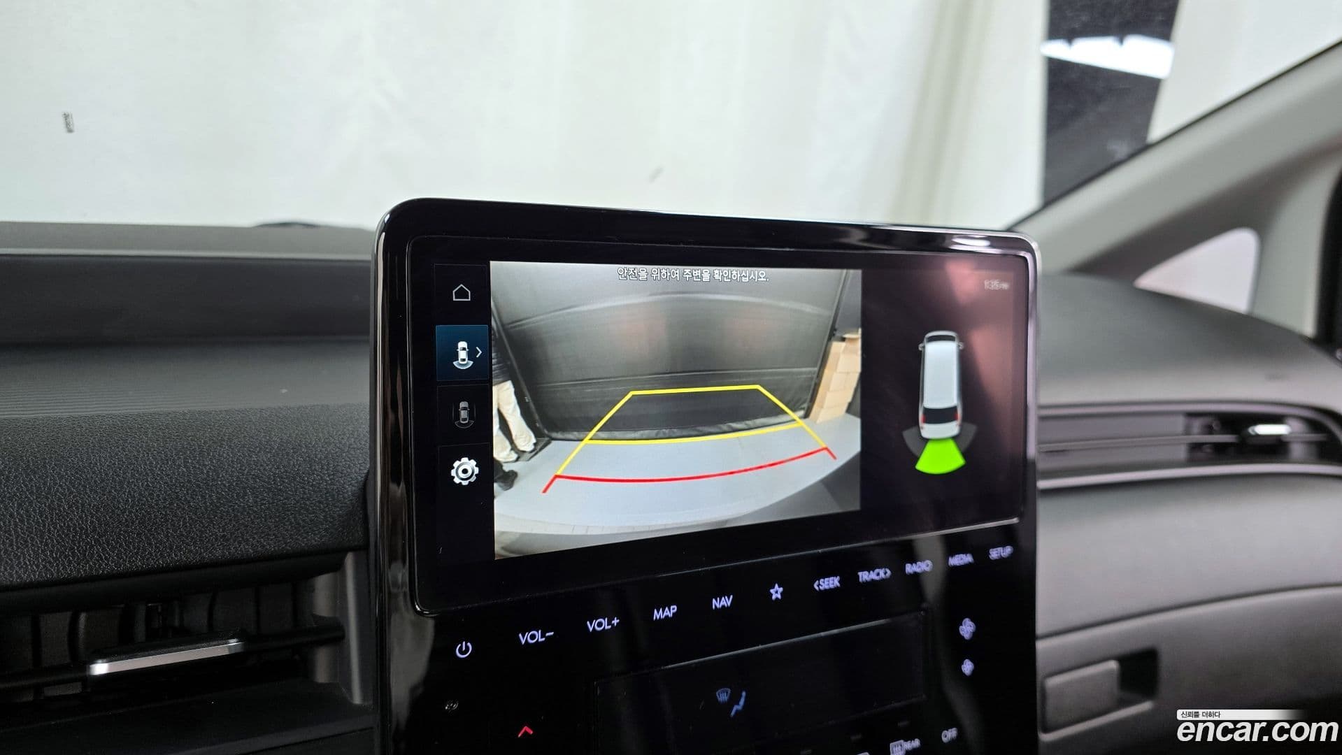 Main__Slider__Photo:Staria Hyundai 2022.10-14