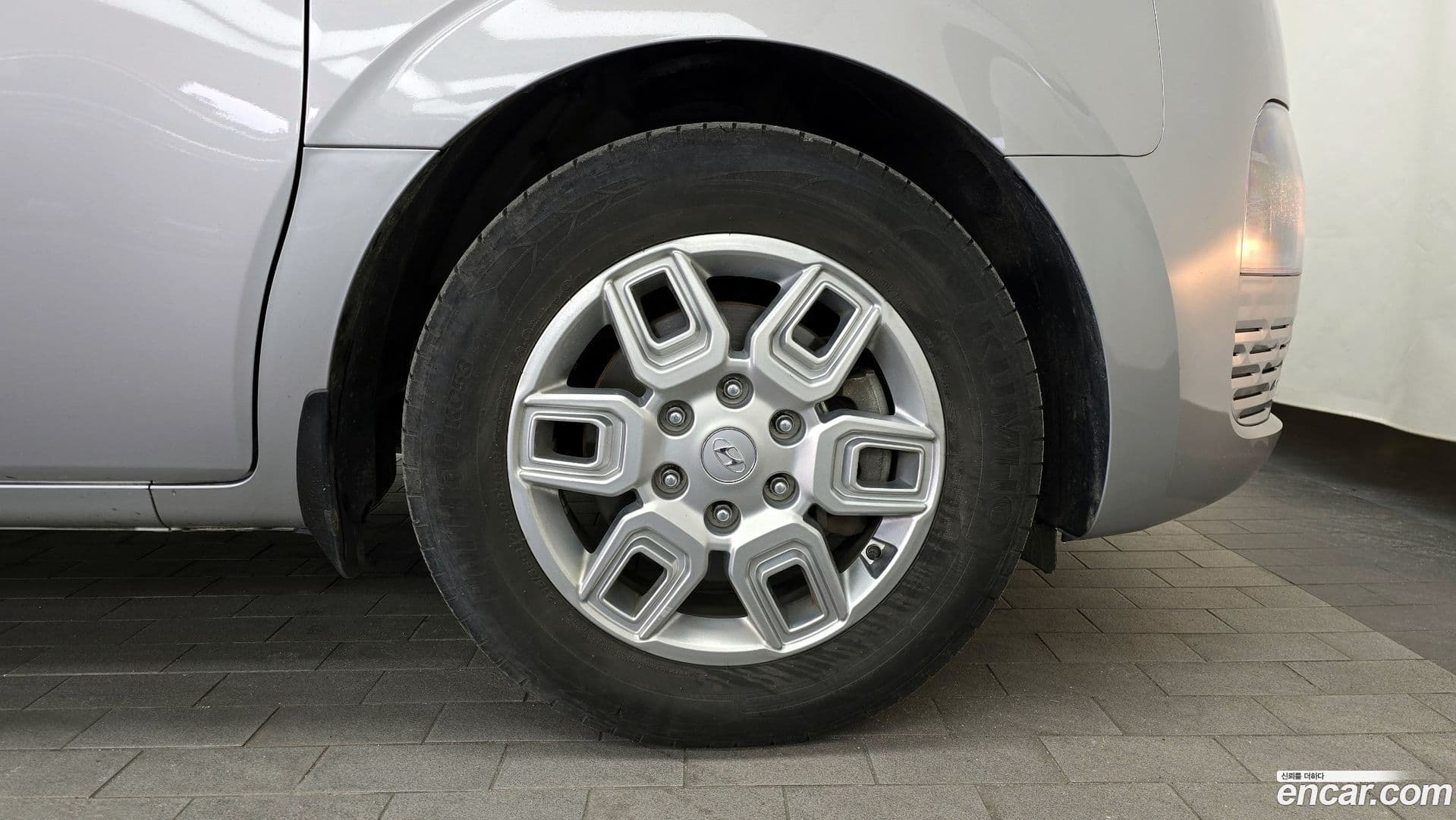 Main__Slider__Photo:Staria Hyundai 2022.10-20