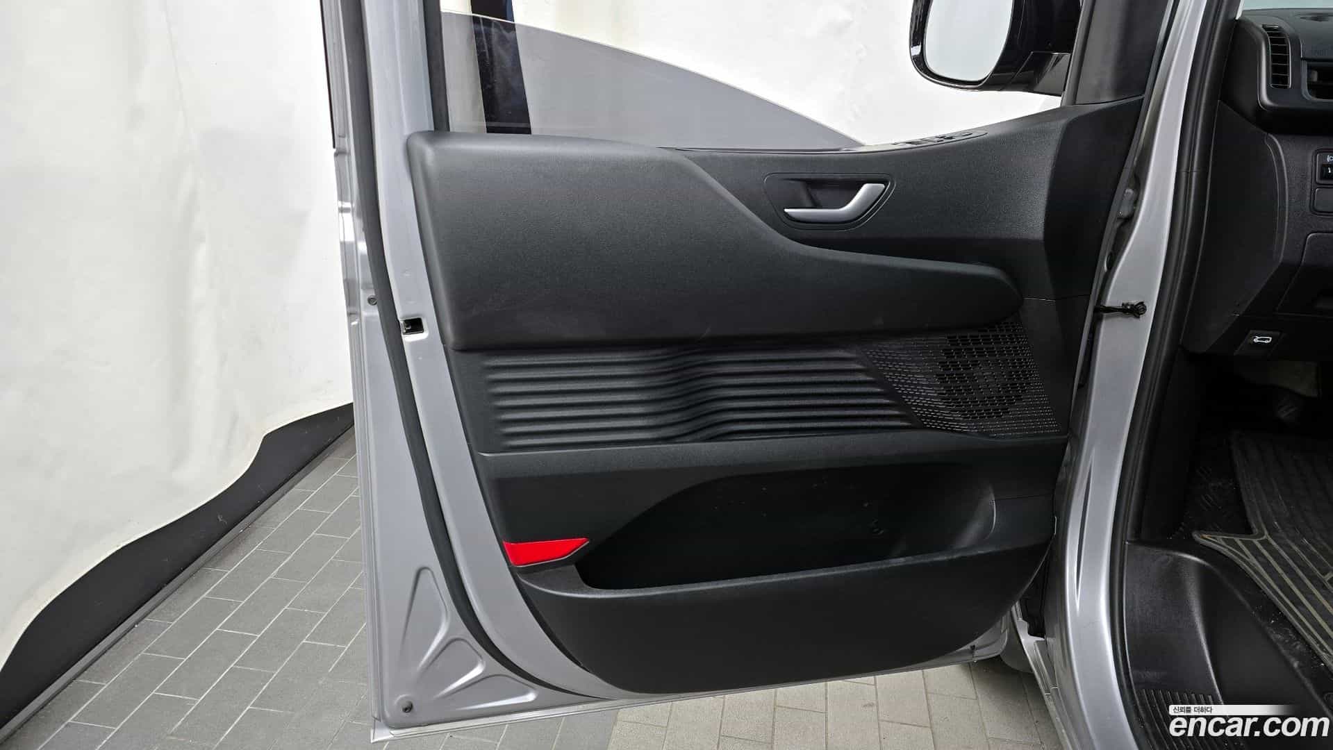 Staria Hyundai 2022.10-INNER-034
