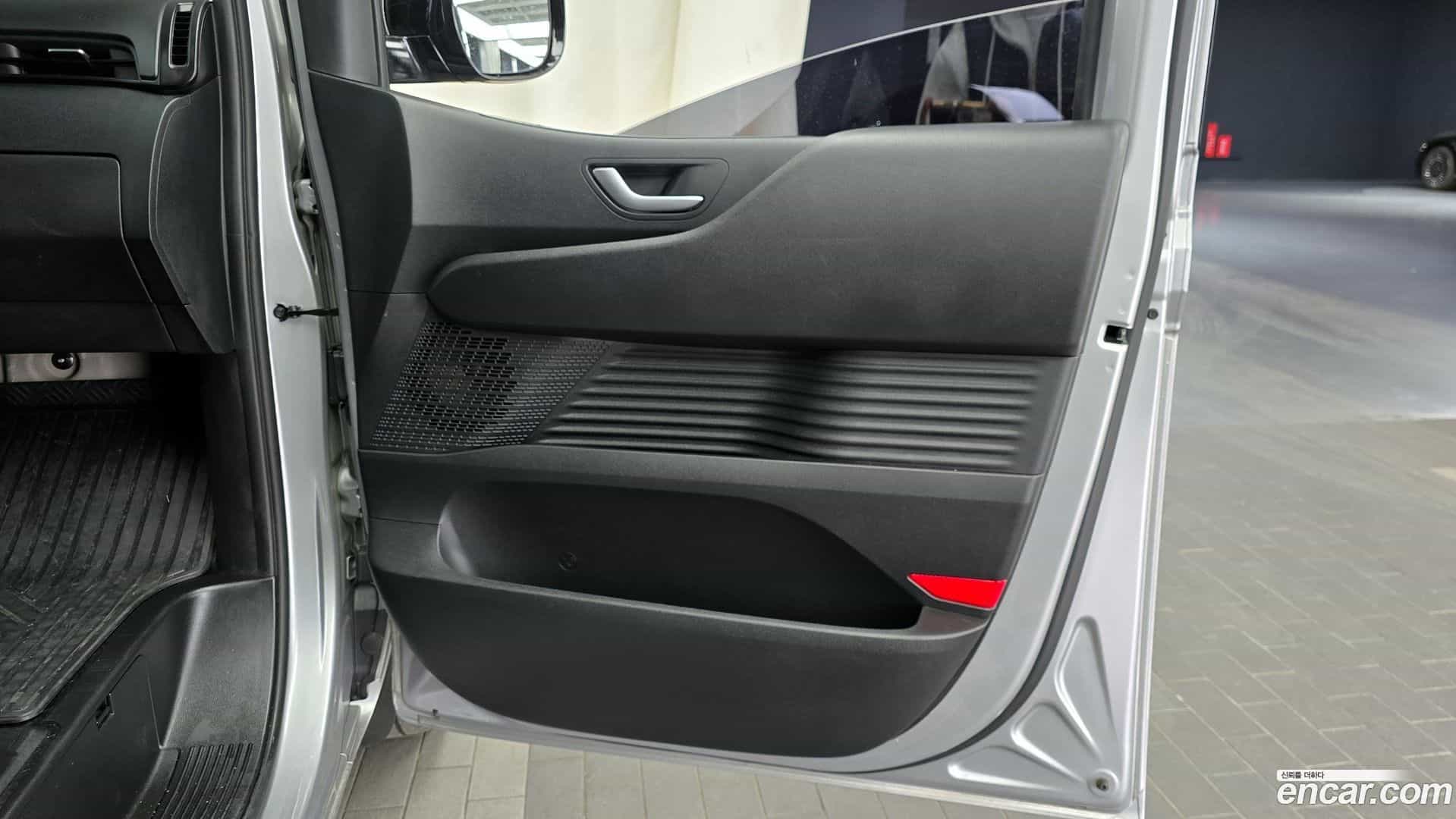Staria Hyundai 2022.10-INNER-035