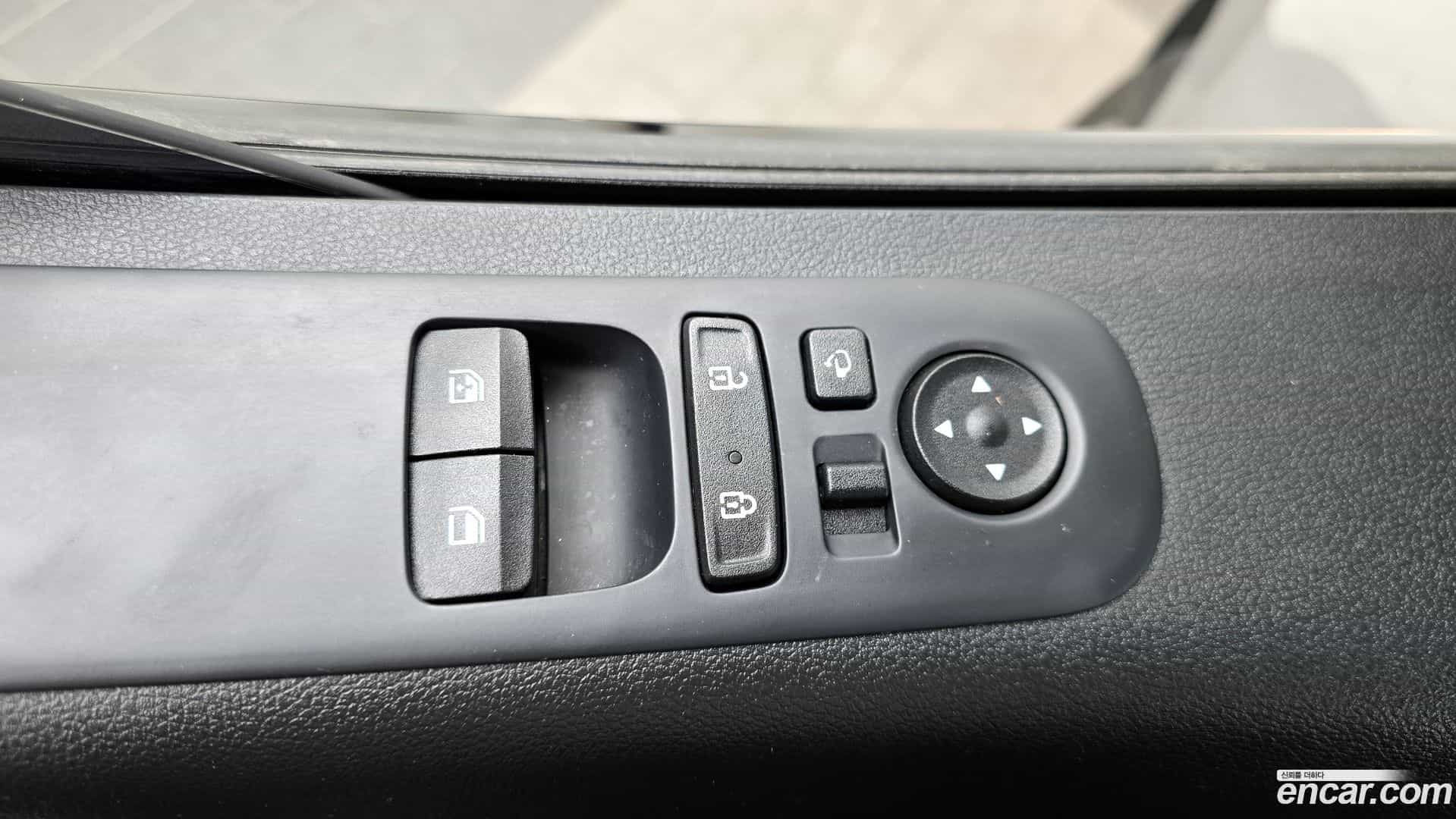 Staria Hyundai 2022.10-OPTION-044