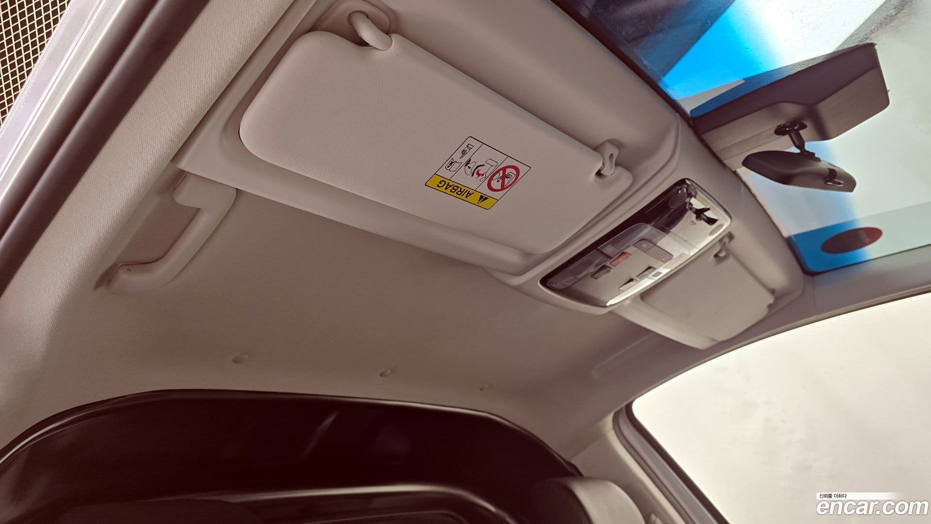 Main__Slider__Photo:Staria Hyundai 2022.10-31