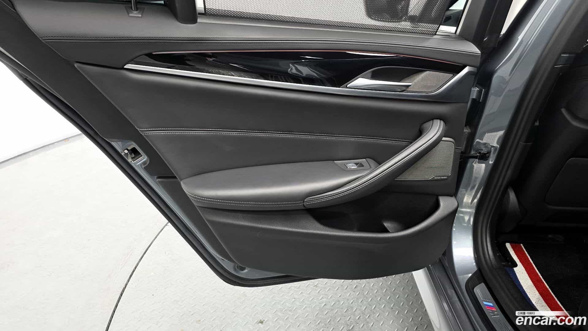 5-Series BMW 2020.5-INNER-035