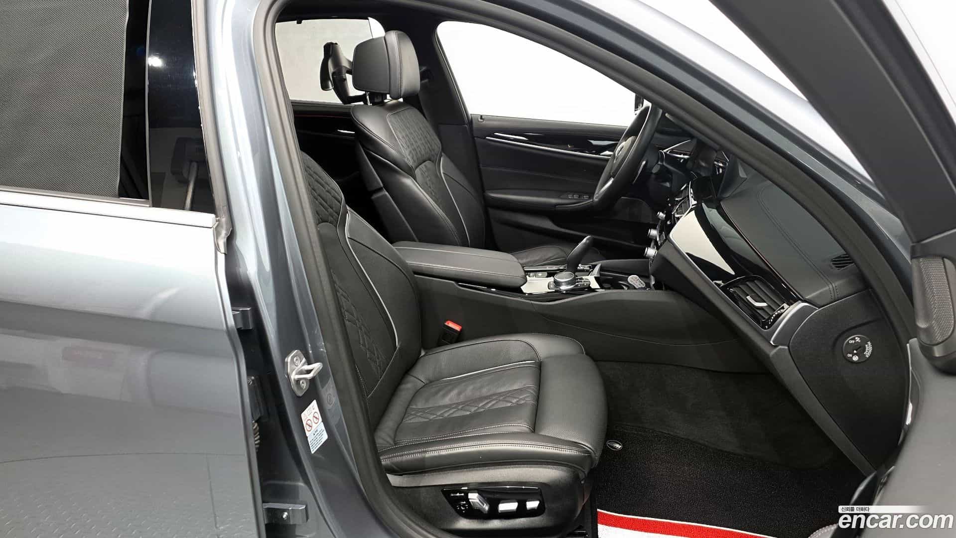 5-Series BMW 2020.5-INNER-036