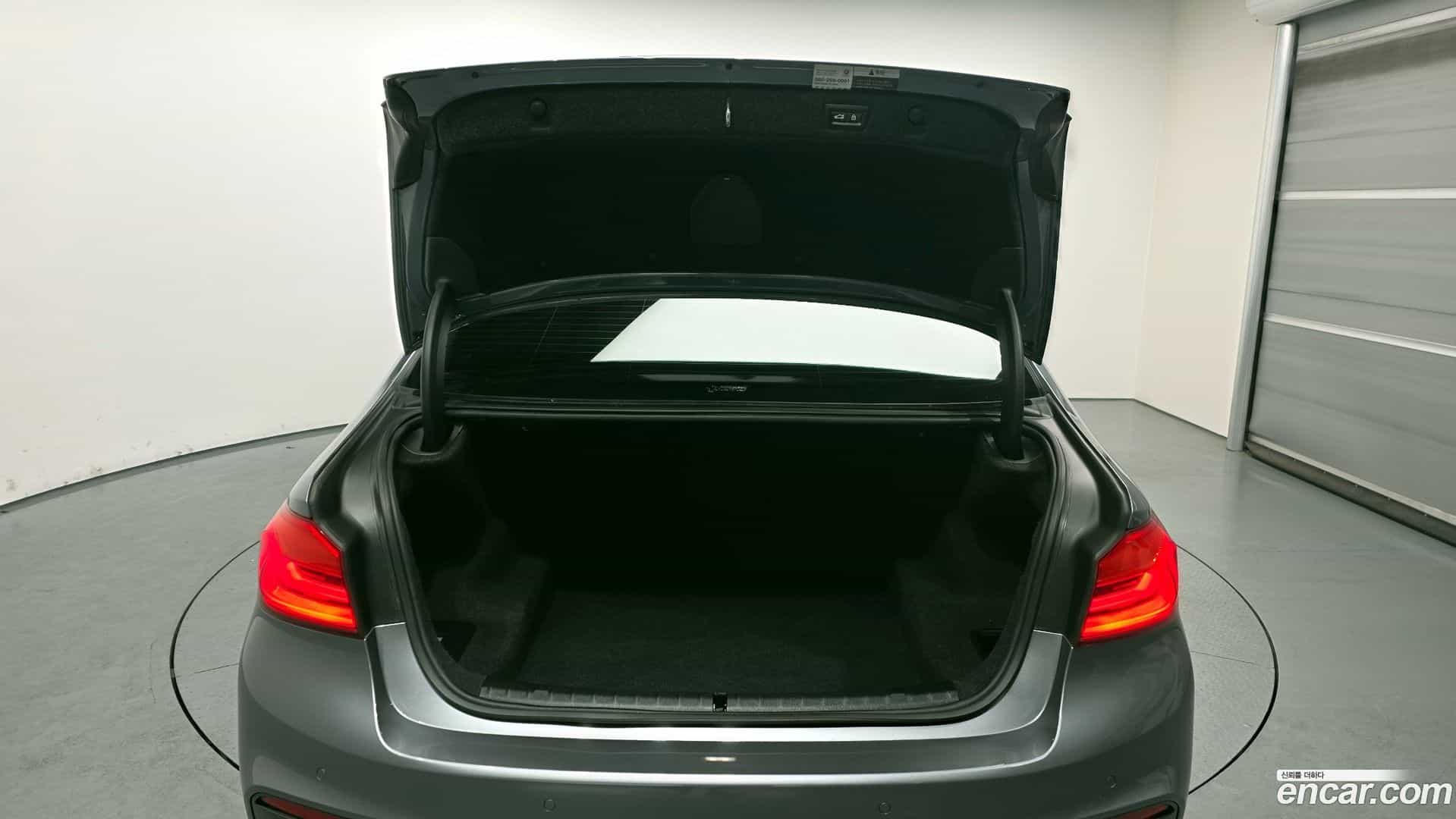 5-Series BMW 2020.5-OPTION-045