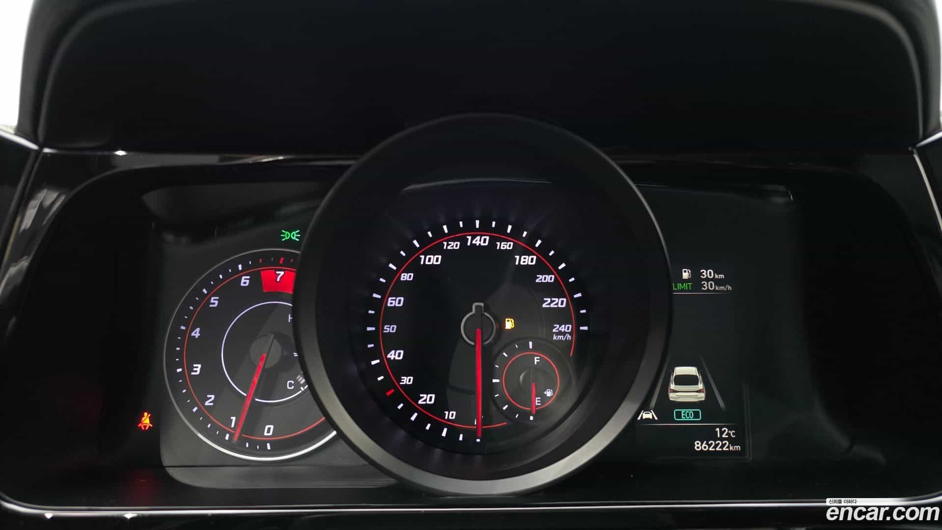 AVANTE Hyundai 2022.0-INNER-008