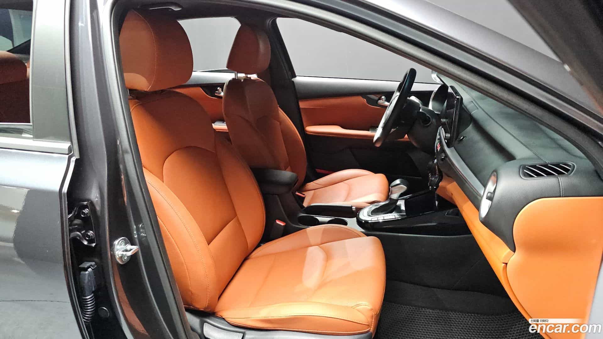 K3 Kia 2023.10-INNER-036